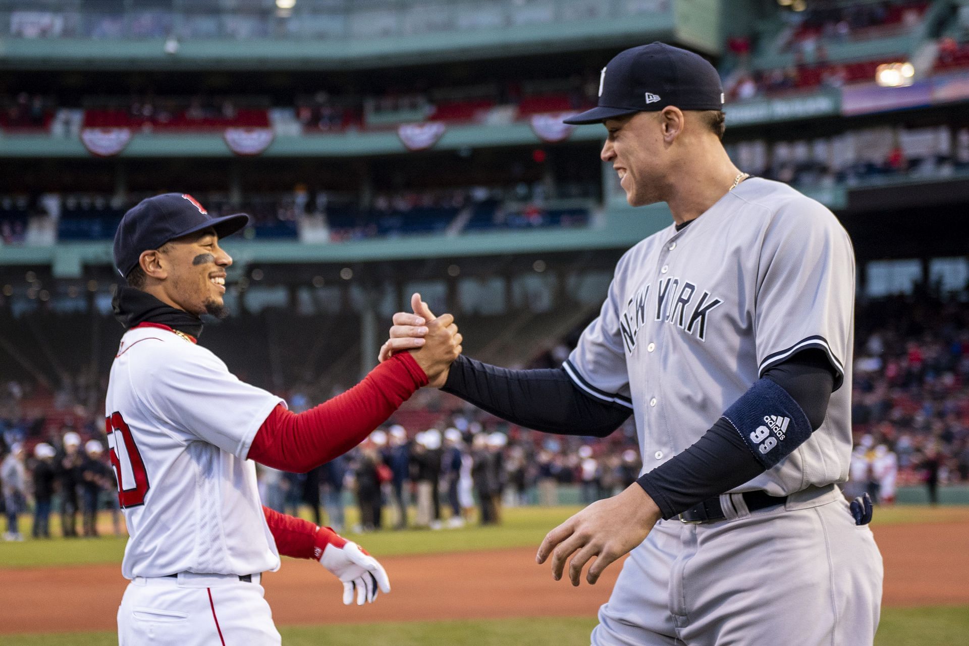 Mookie Betts meets up with Aaron Judge - Source: Getty