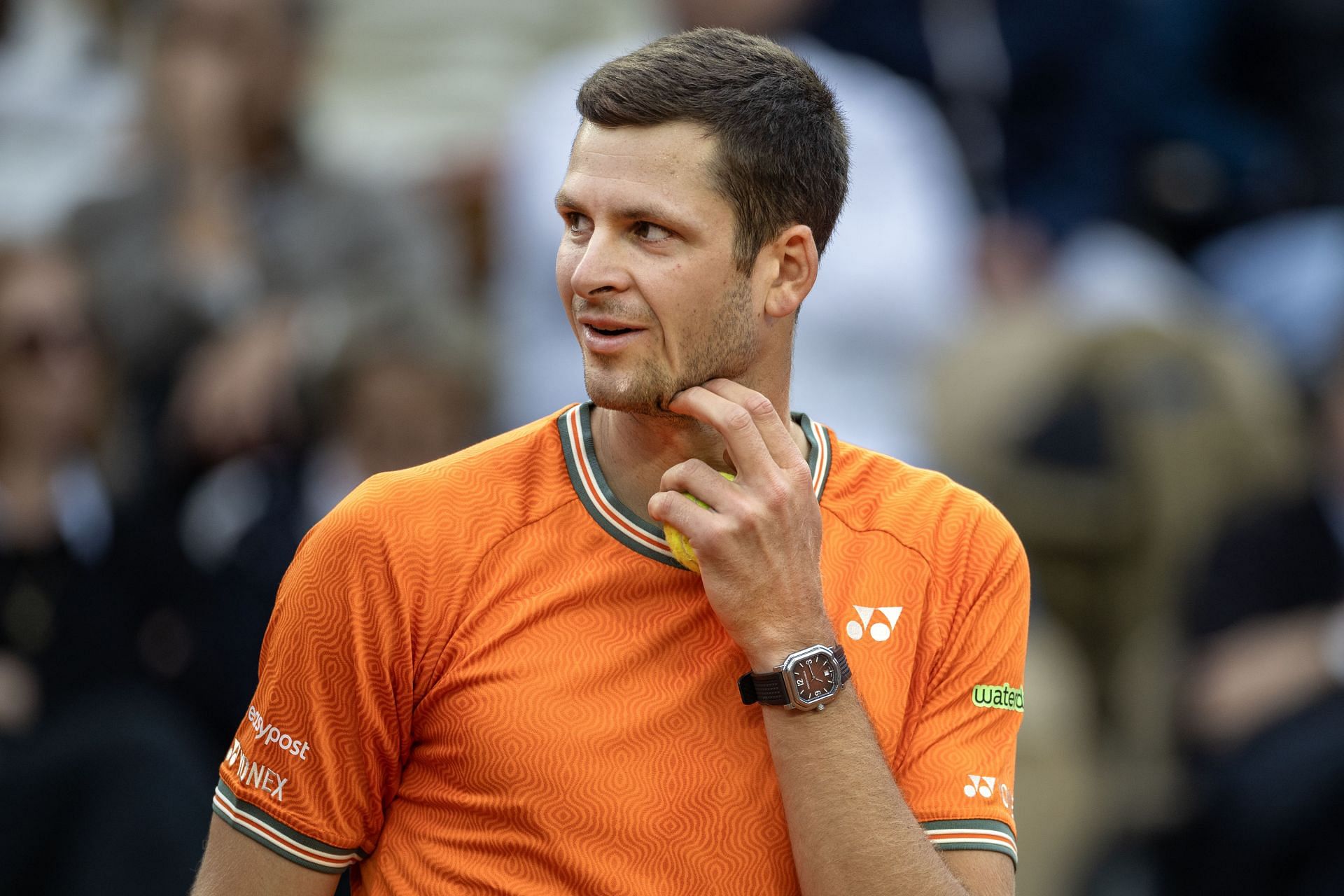 Hurkacz reacts after a point in the French Open 2024 - Source: Getty