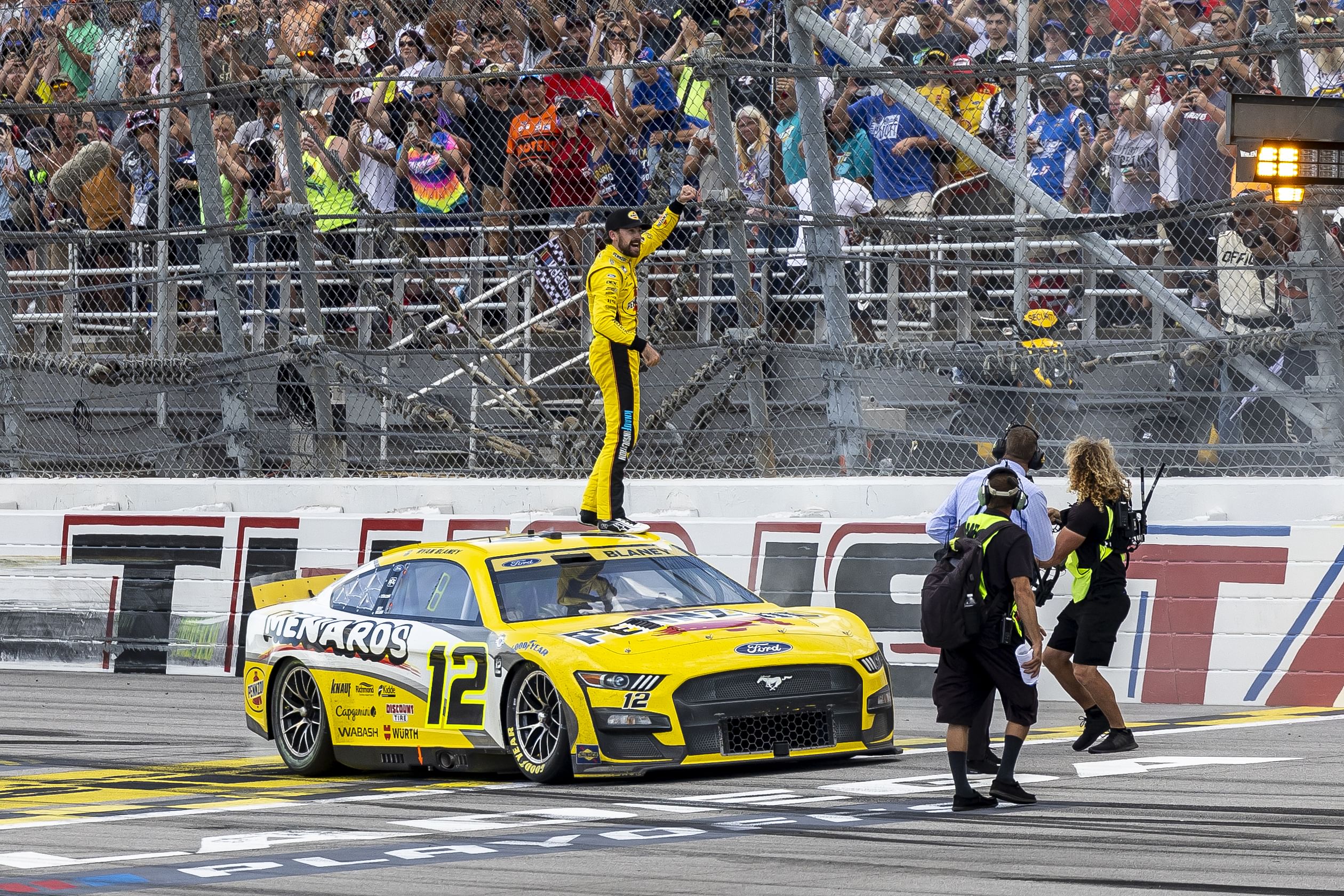 NASCAR: YellaWood 500 - Source: Imagn