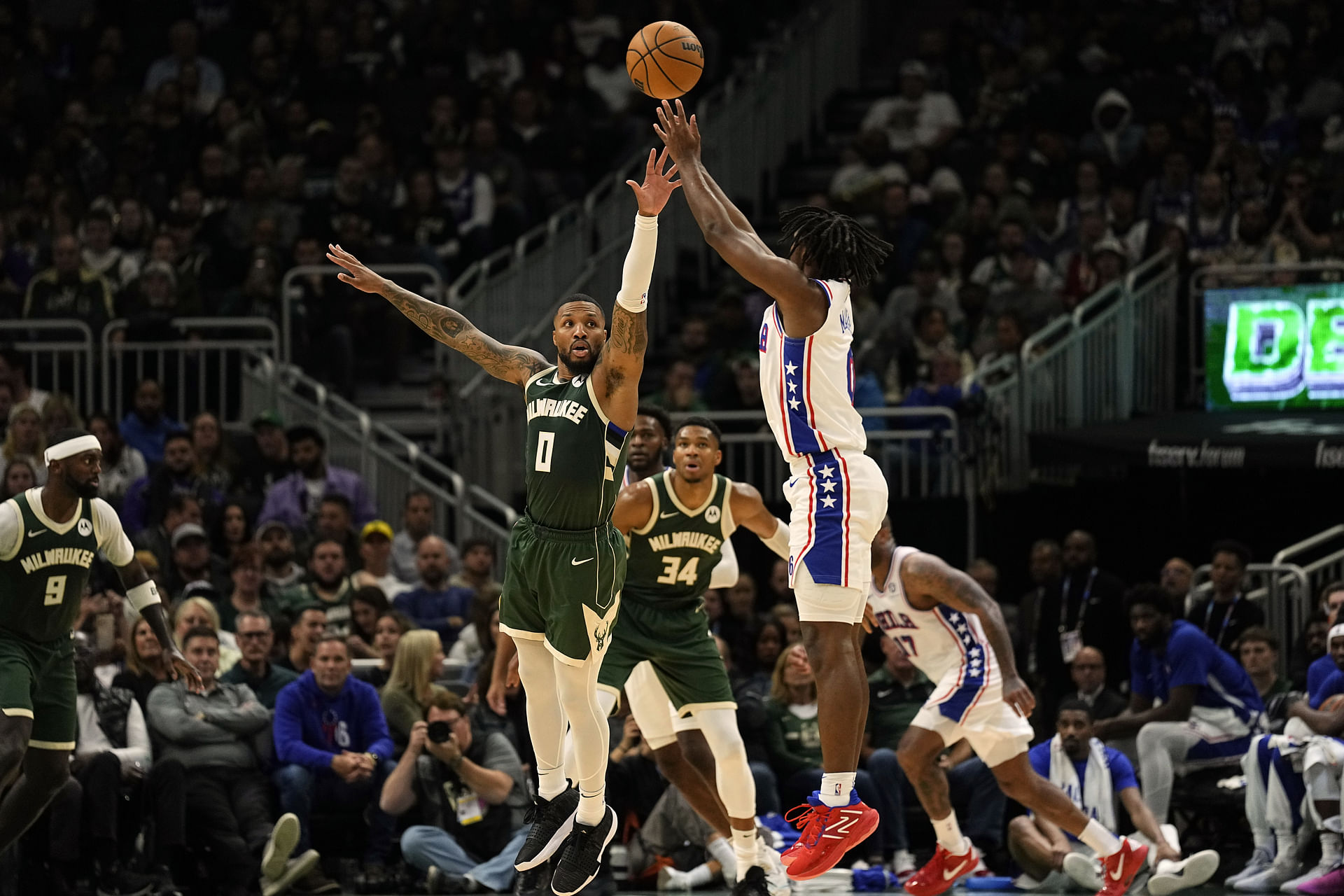 NBA: Philadelphia 76ers at Milwaukee Bucks - Source: Imagn