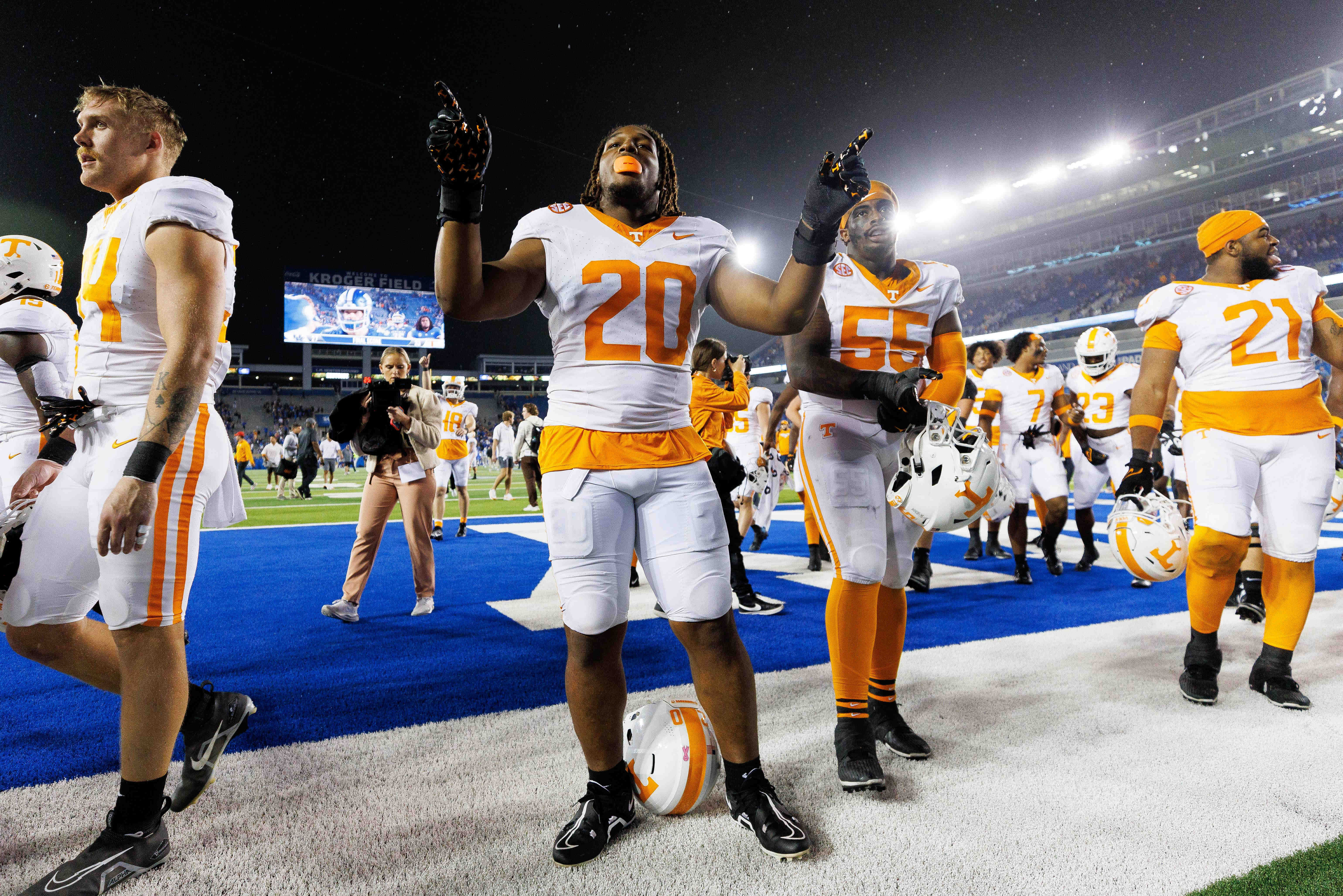 NCAA Football: Tennessee at Kentucky - Source: Imagn