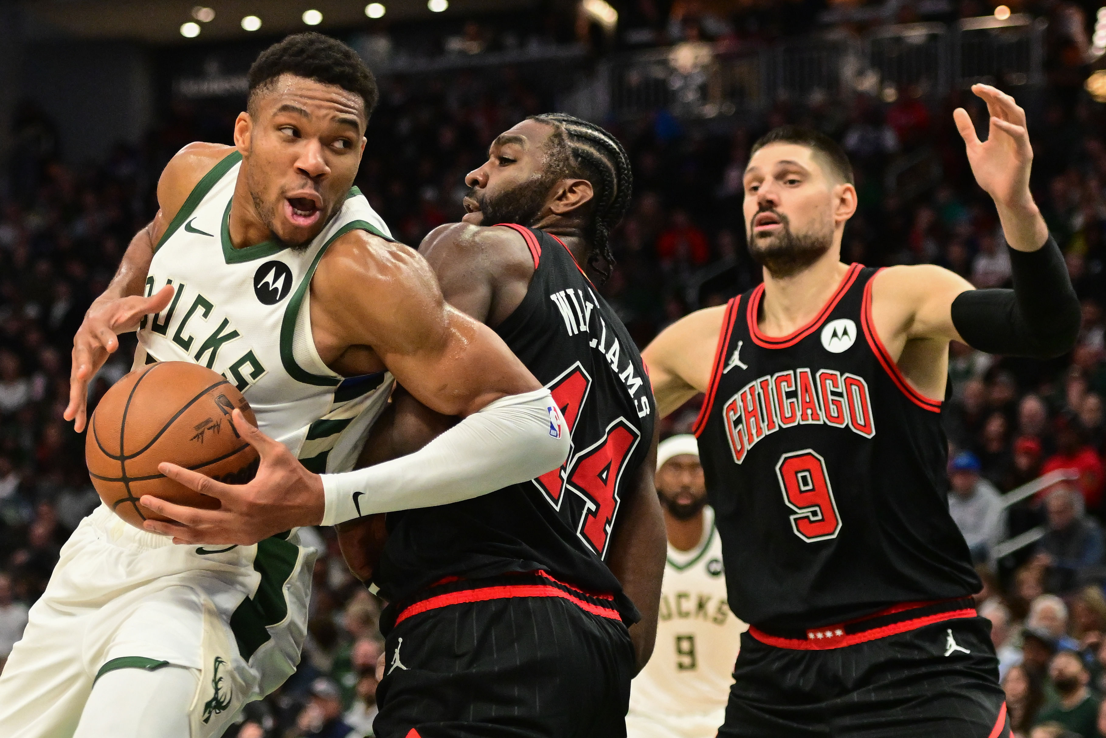 Chicago Bulls vs Milwaukee Bucks Starting Lineups and Depth Charts for