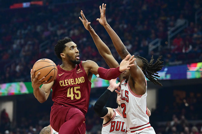 Is Donovan Mitchell playing tonight? Exploring Cavaliers superstar guard's availability vs Bulls