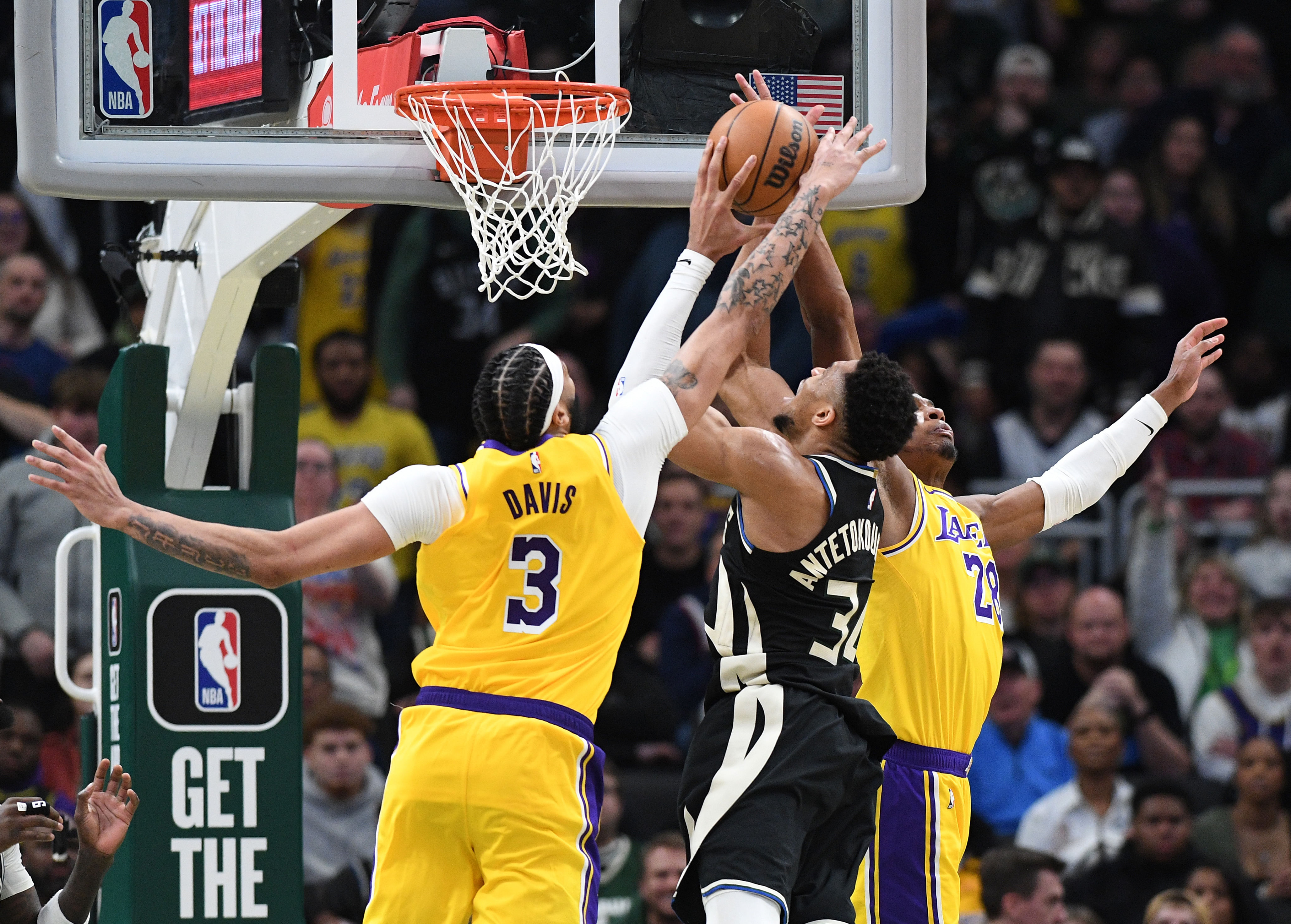 NBA: Los Angeles Lakers at Milwaukee Bucks - Source: Imagn