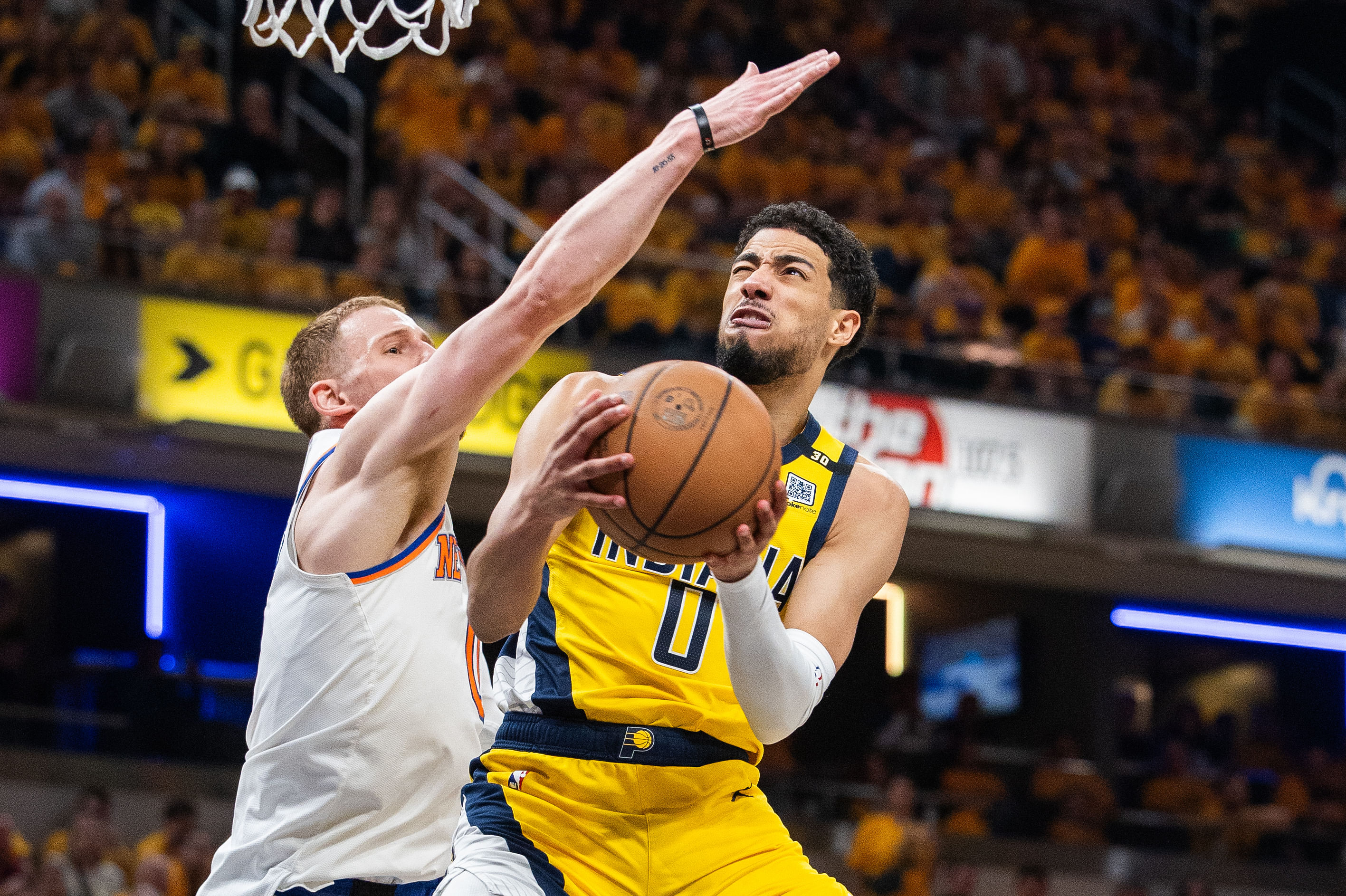 Indiana Pacers guard Tyrese Haliburton shoots the ball against the New York Knicks during the 2024 NBA playoffs at Gainbridge Fieldhouse. Photo Credit: Imagn