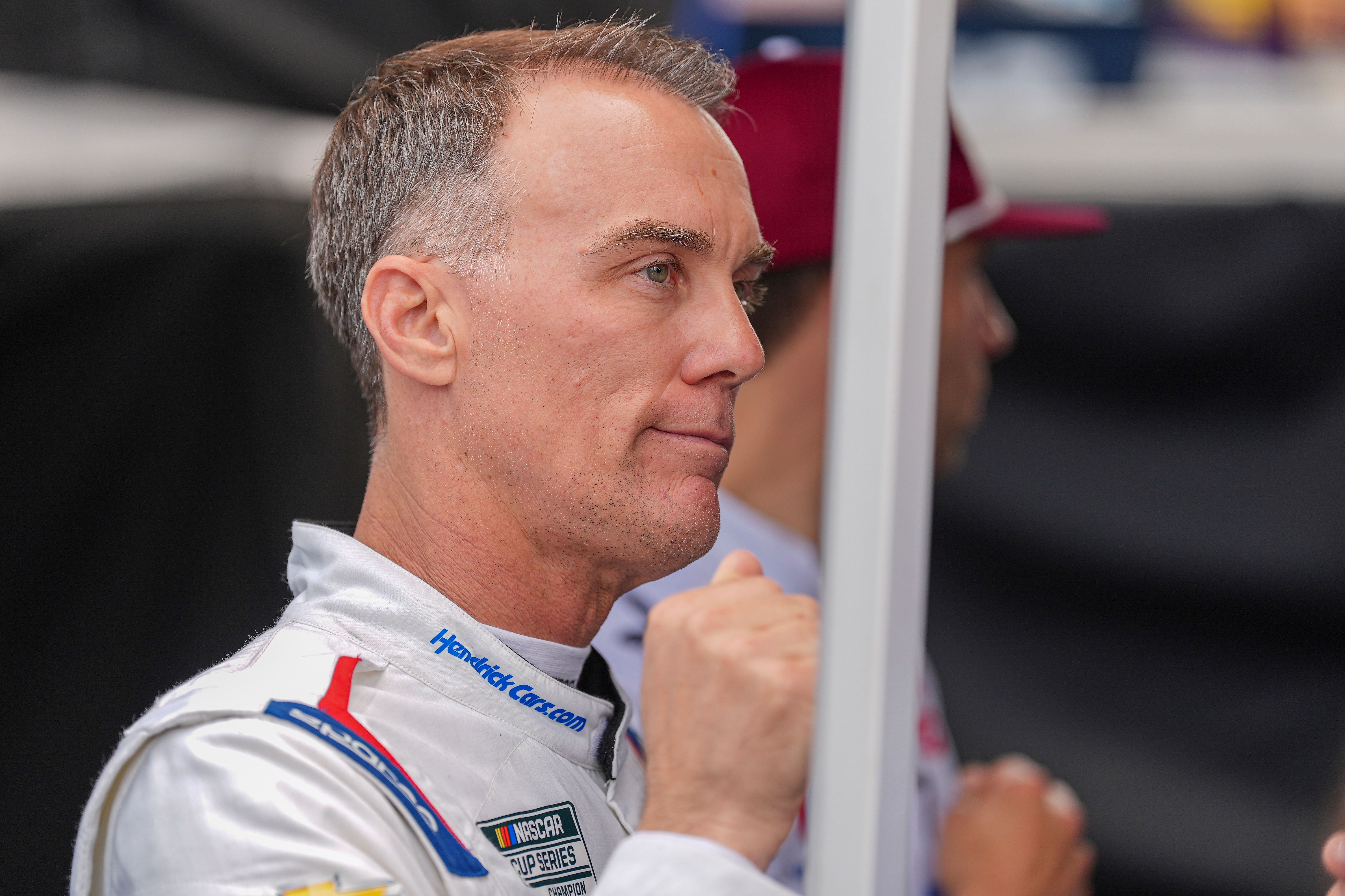 Kevin Harvick backs HMS’s driver as favorite to win the 2024 Las Vegas