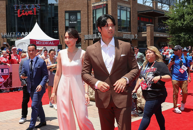 Shohei Ohtani's wife Mamiko joins Dodgers wives to celebrate 'the boys in blue' before NLDS opener victory against Padres