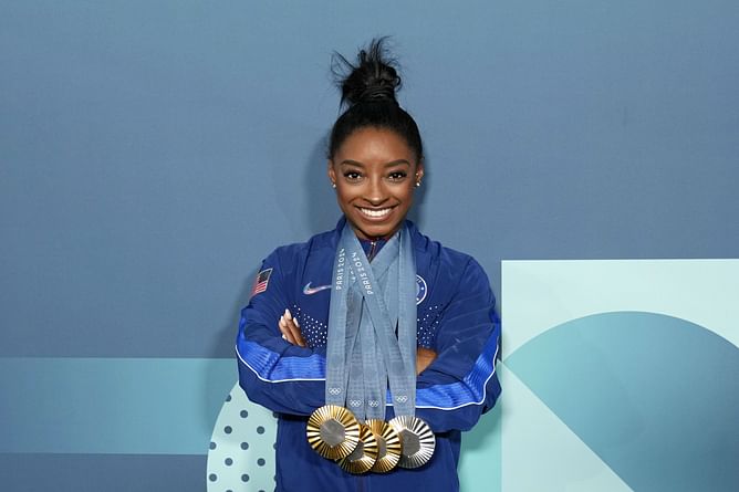 Simone Biles reveals NFL player she admires the most after husband Jonathan Owens