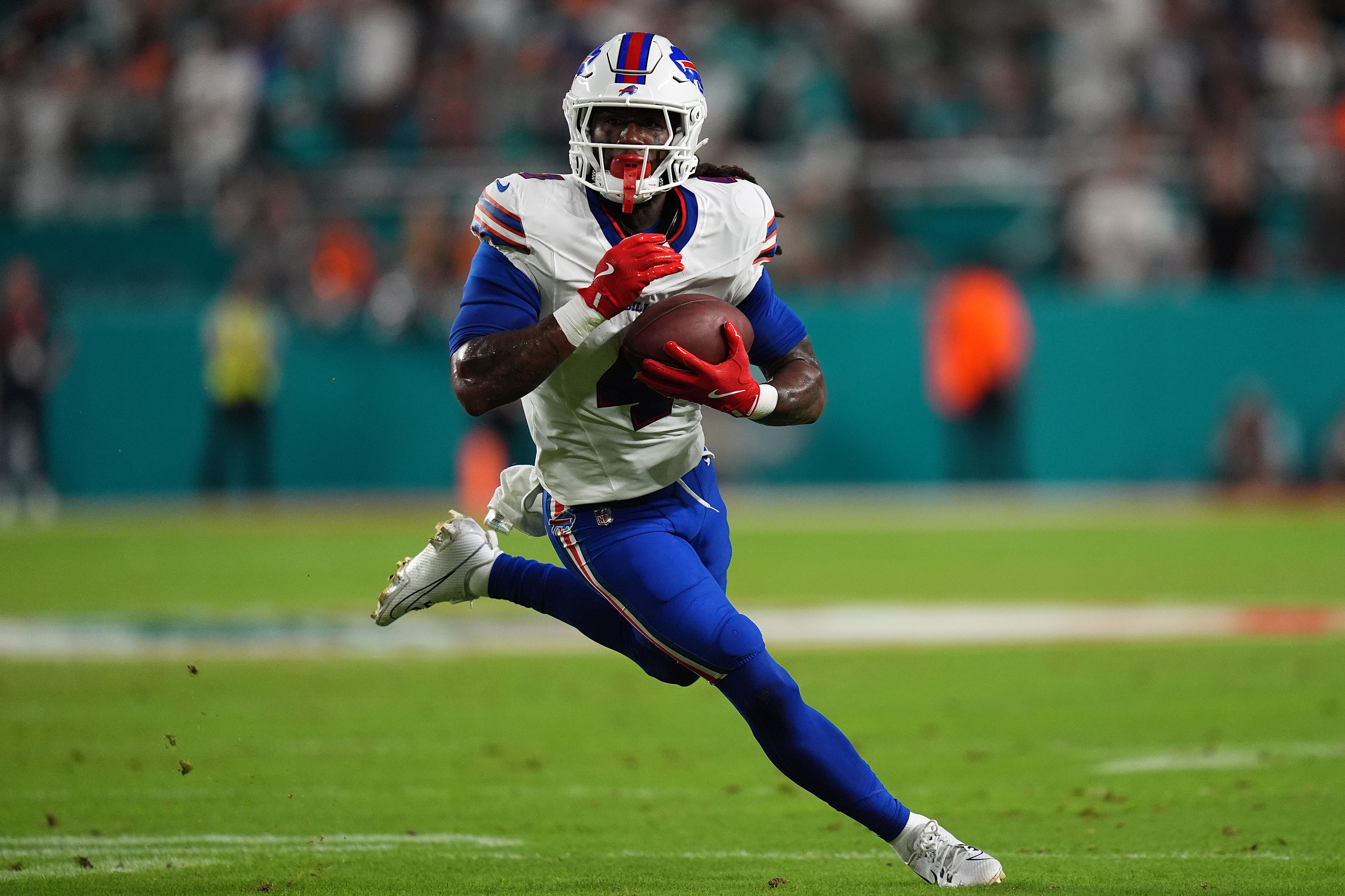 NFL: Buffalo Bills at Miami Dolphins - Source: Imagn