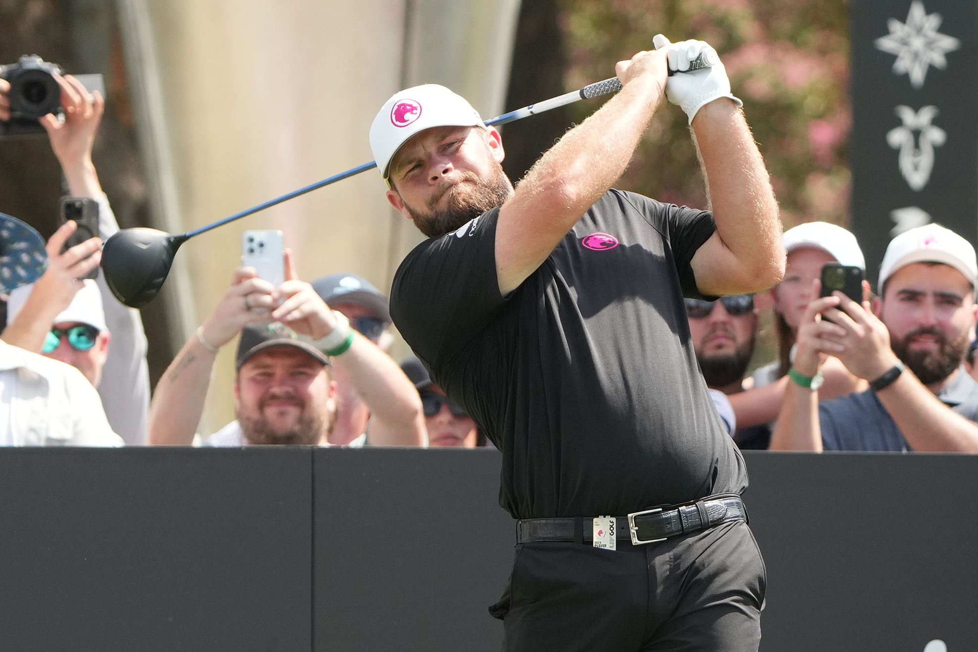 Tyler Hatton plays his shot from the tenth tee during the LIV Golf Dallas Team Championship (Image Source: Imagn)