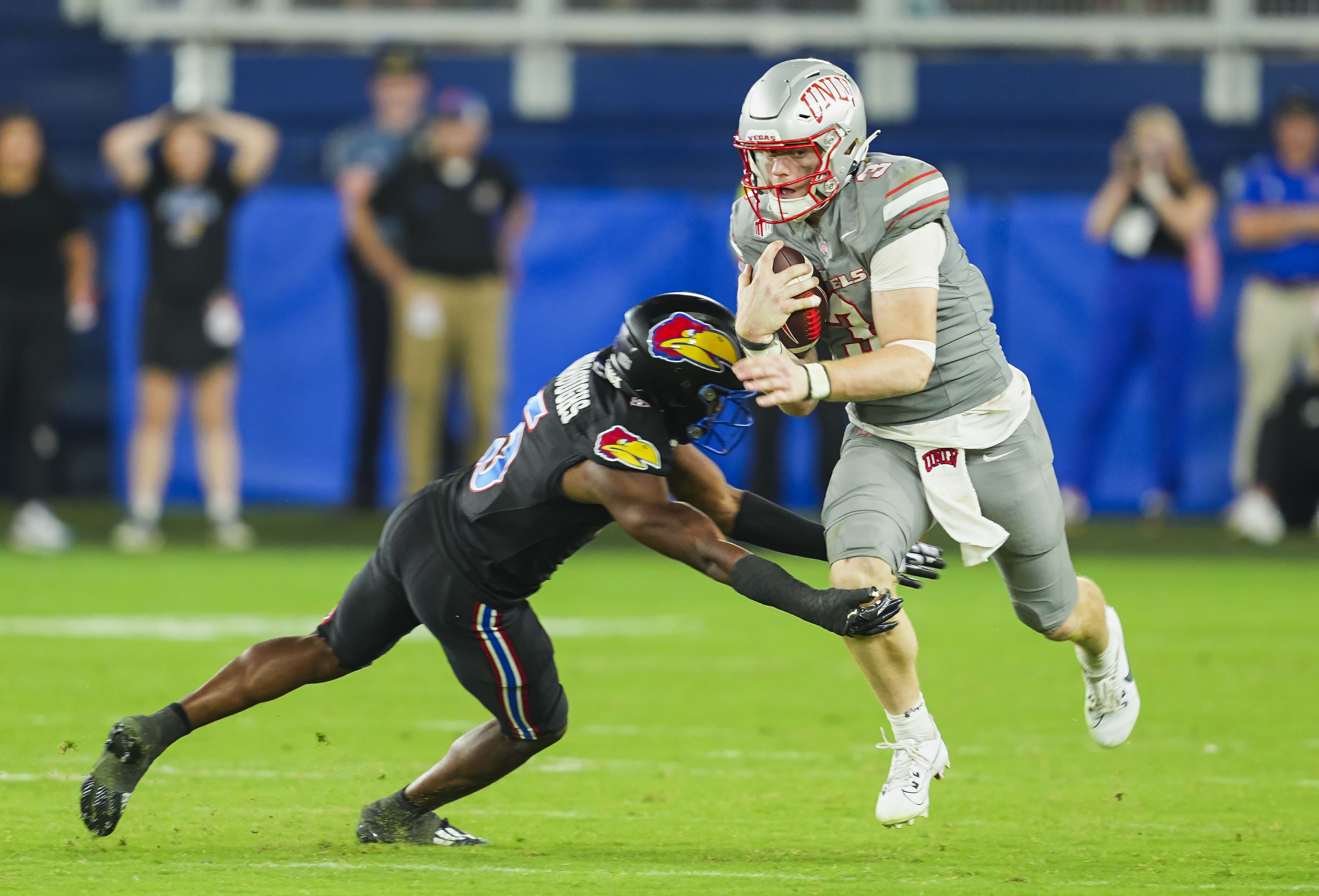 NCAA Football: UNLV at Kansas - Source: Imagn