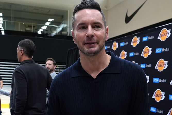 Listing Lakers coach JJ Redick’s top 5 priorities to address during preseason