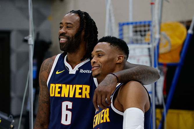 Russell Westbrook and DeAndre Jordan get a kick out of rookies vibing to Taylor Swift's chartbuster (Video)