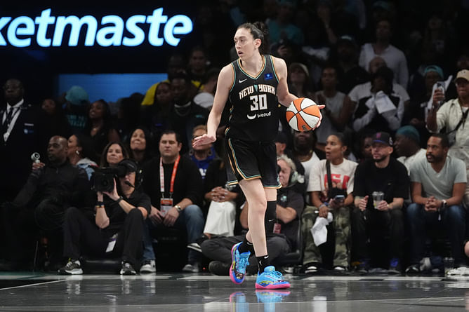 Sixth time's the charm, veteran analyst backs Breanna Stewart & Co. to 'finish the job' in the WNBA finals: "Send Napheesa Collier home"