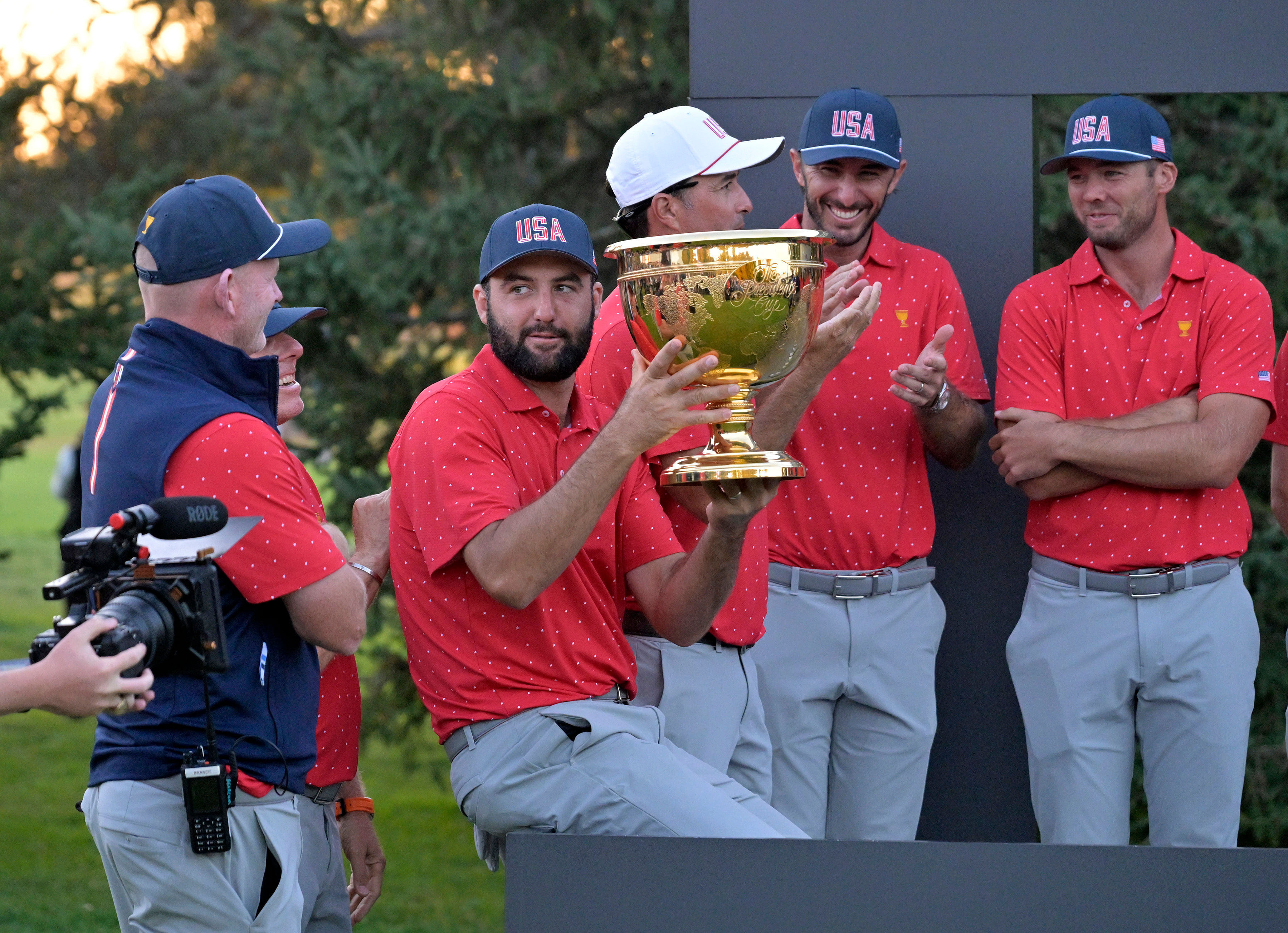 The Presidents Cup no longer mandates charitable giving (Imagn)