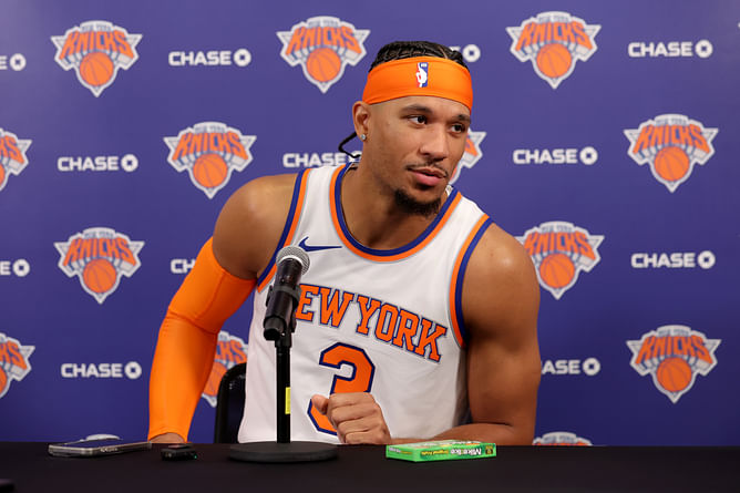 Josh Hart clears air on viral bench incident with Jalen Brunson on Knicks: "I wasn't paying attention"