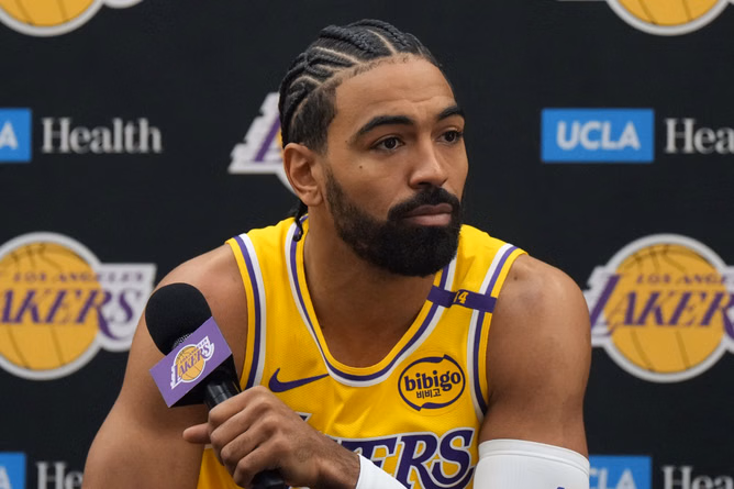 Lakers' Gabe Vincent talks about JJ Redick inspiration, LeBron-Anthony Davis pairing and more (Exclusive)