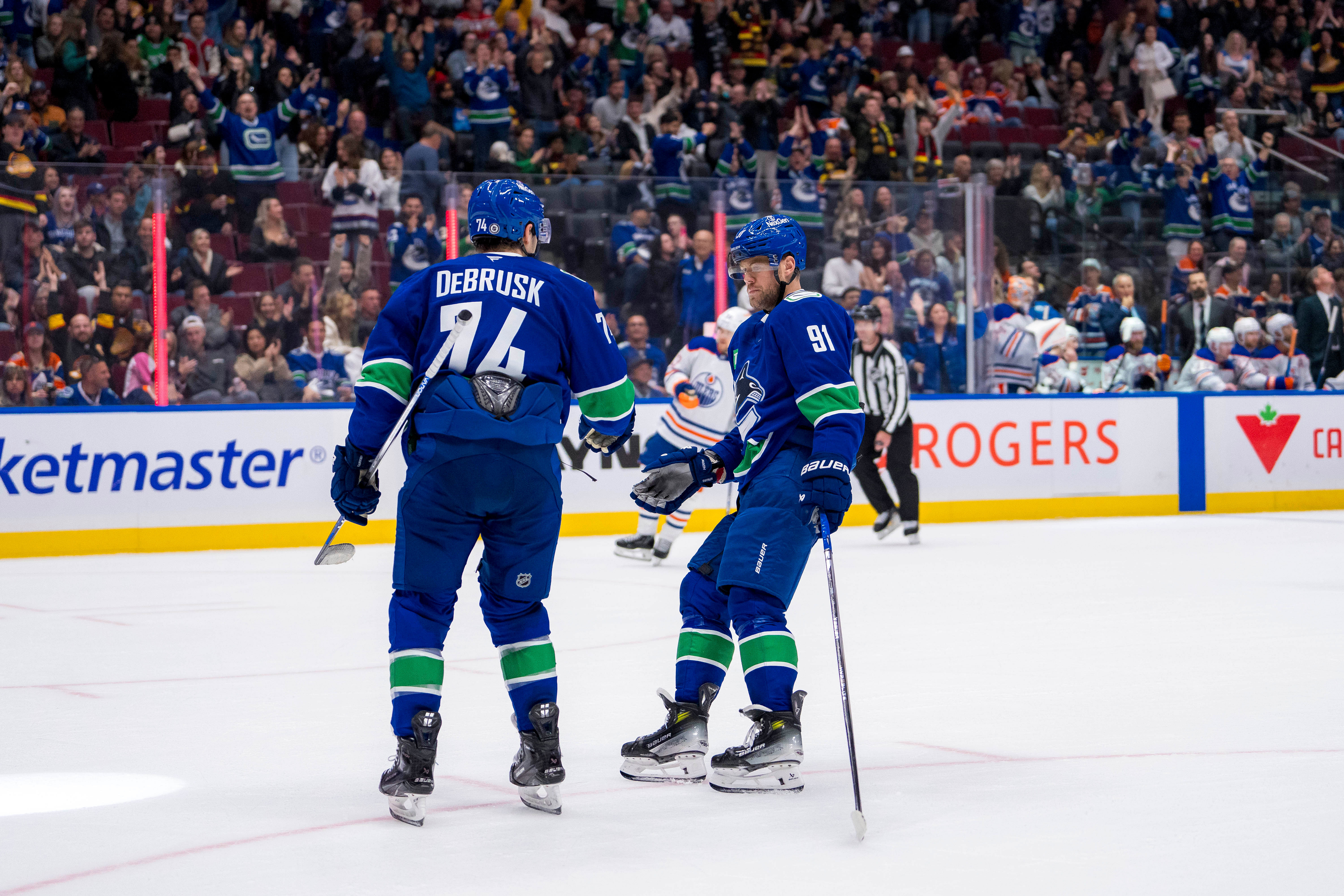 NHL: Edmonton Oilers at Vancouver Canucks - Source: Imagn