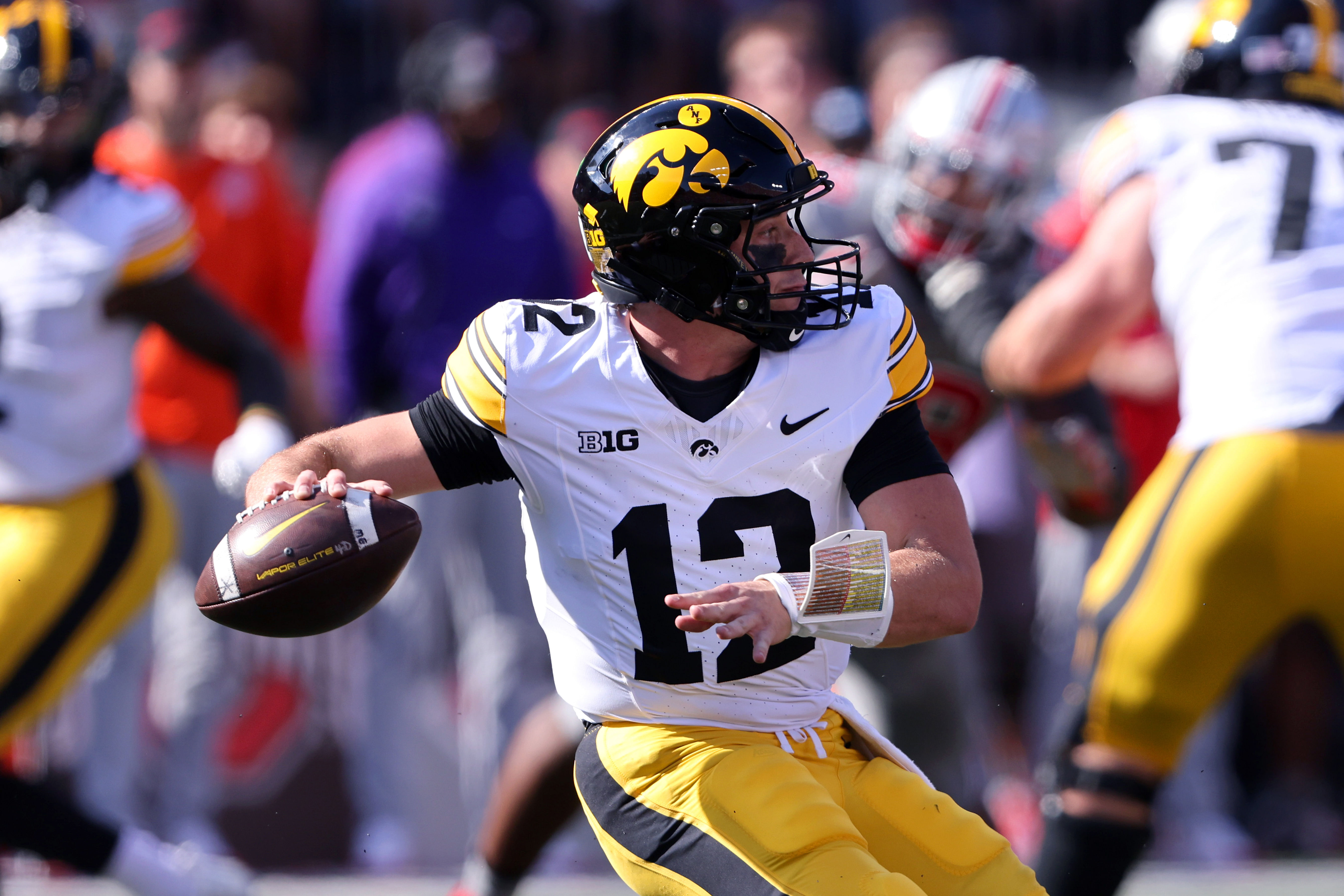 NCAA Football: Iowa at Ohio State - Source: Imagn