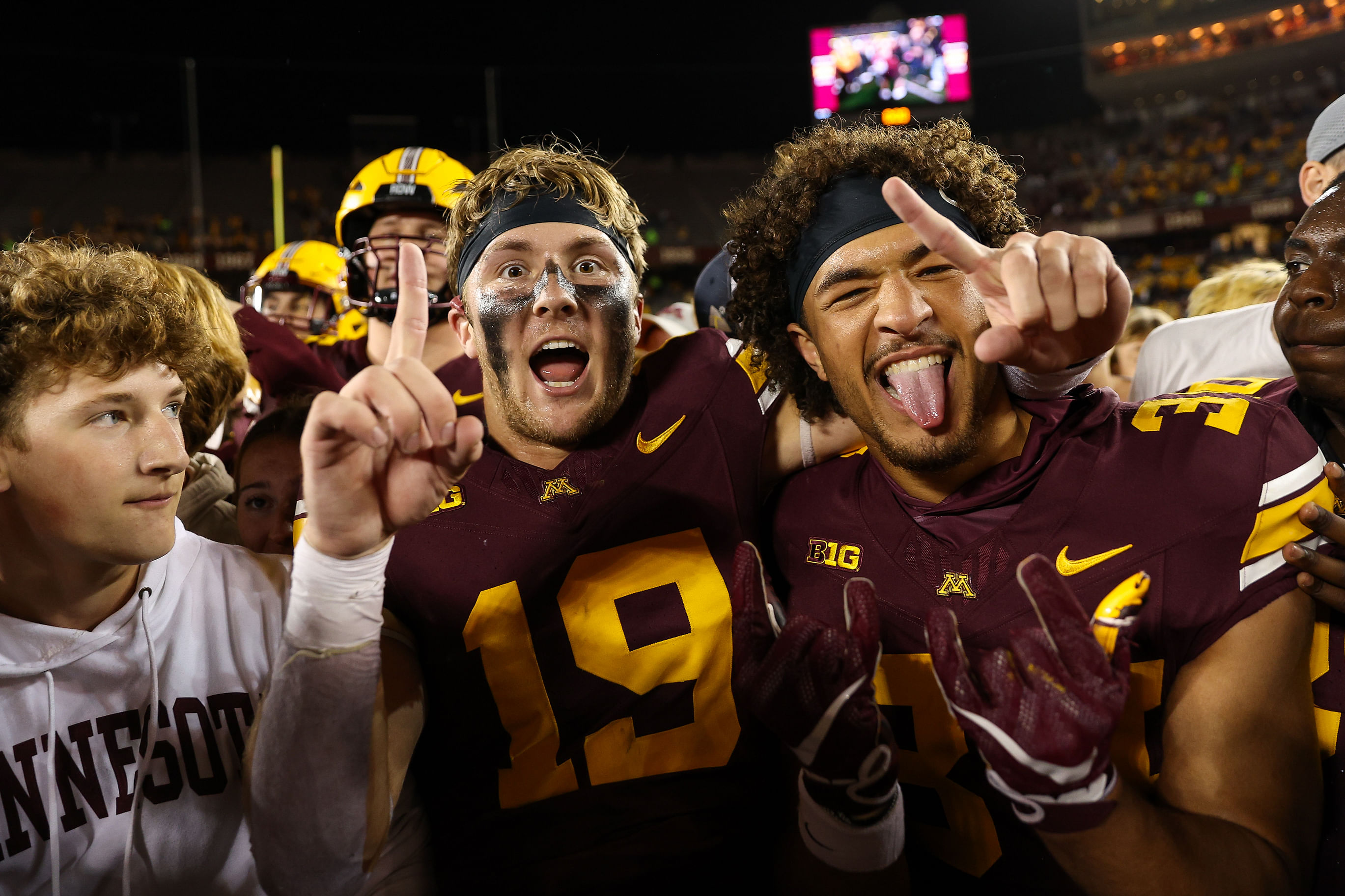 NCAA Football: Southern California at Minnesota - Source: Imagn