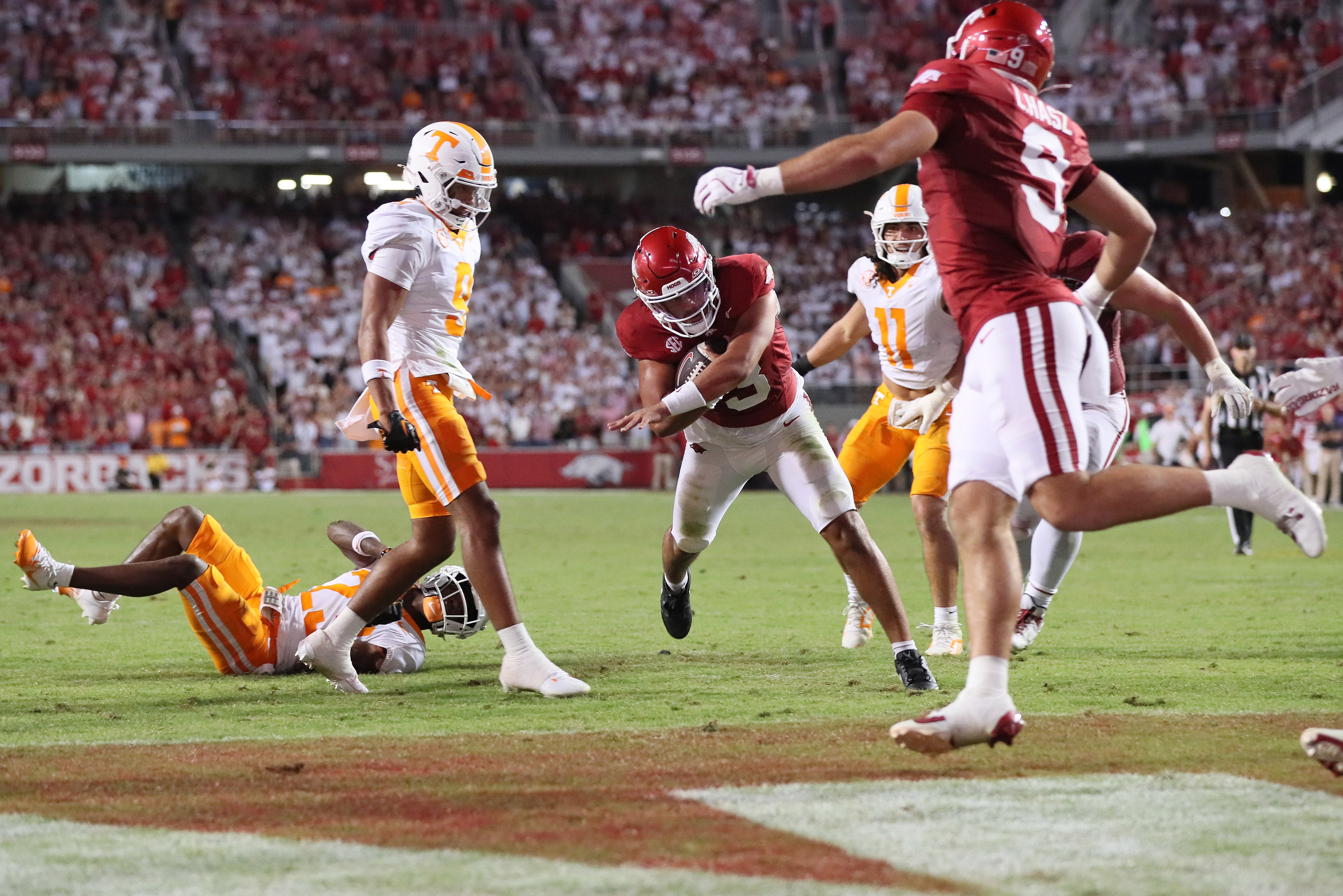 NCAA Football: Tennessee at Arkansas - Source: Imagn