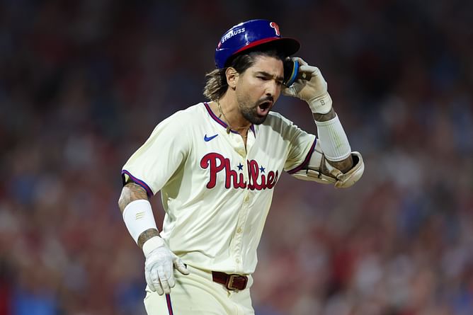 Nick Castellanos' game-tying HR for Phillies in NLDS Game 2 against Mets draws hilarious reaction from brother Ryan