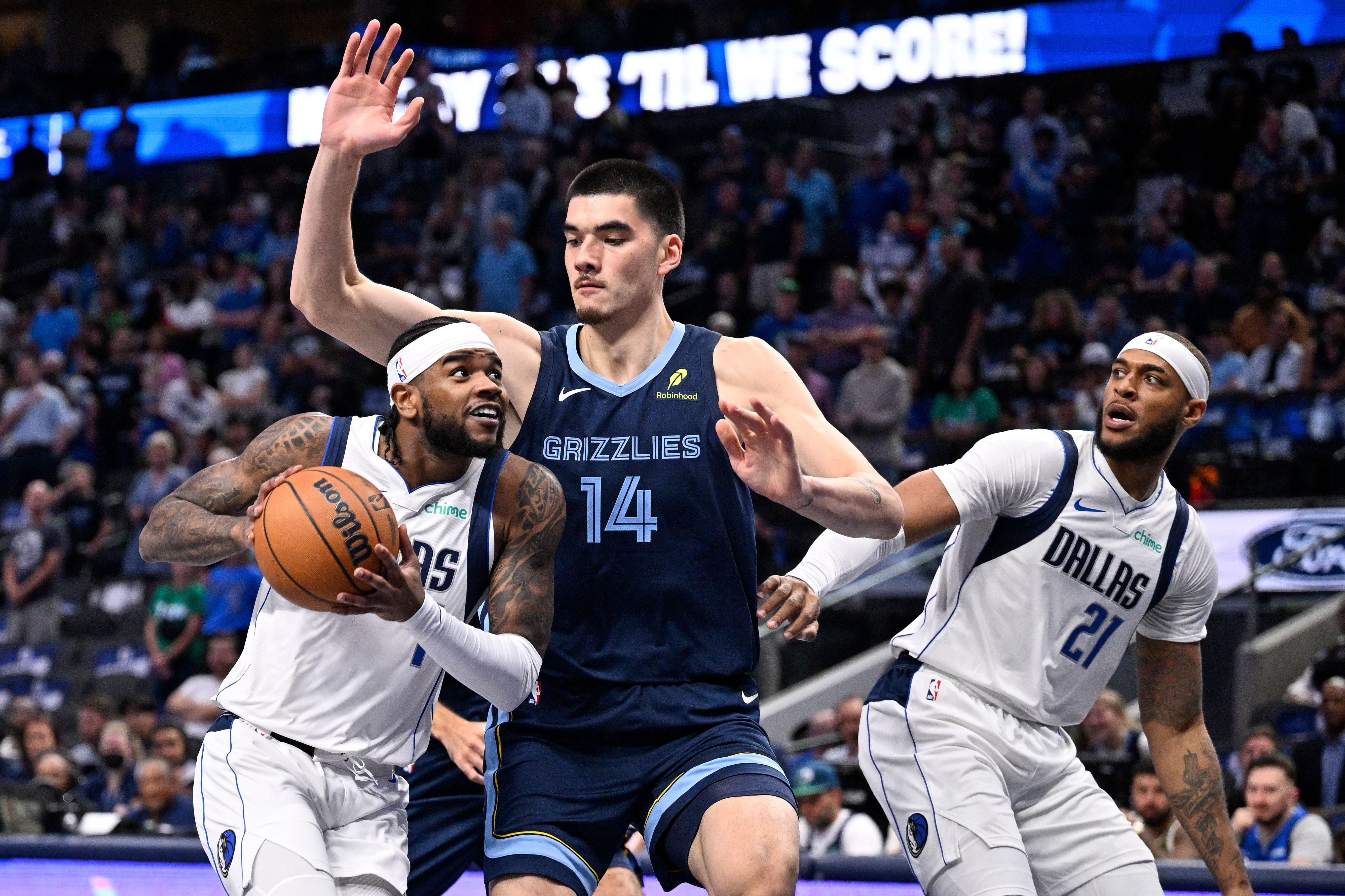 Memphis Grizzlies vs Dallas Mavericks player stats and box scores for