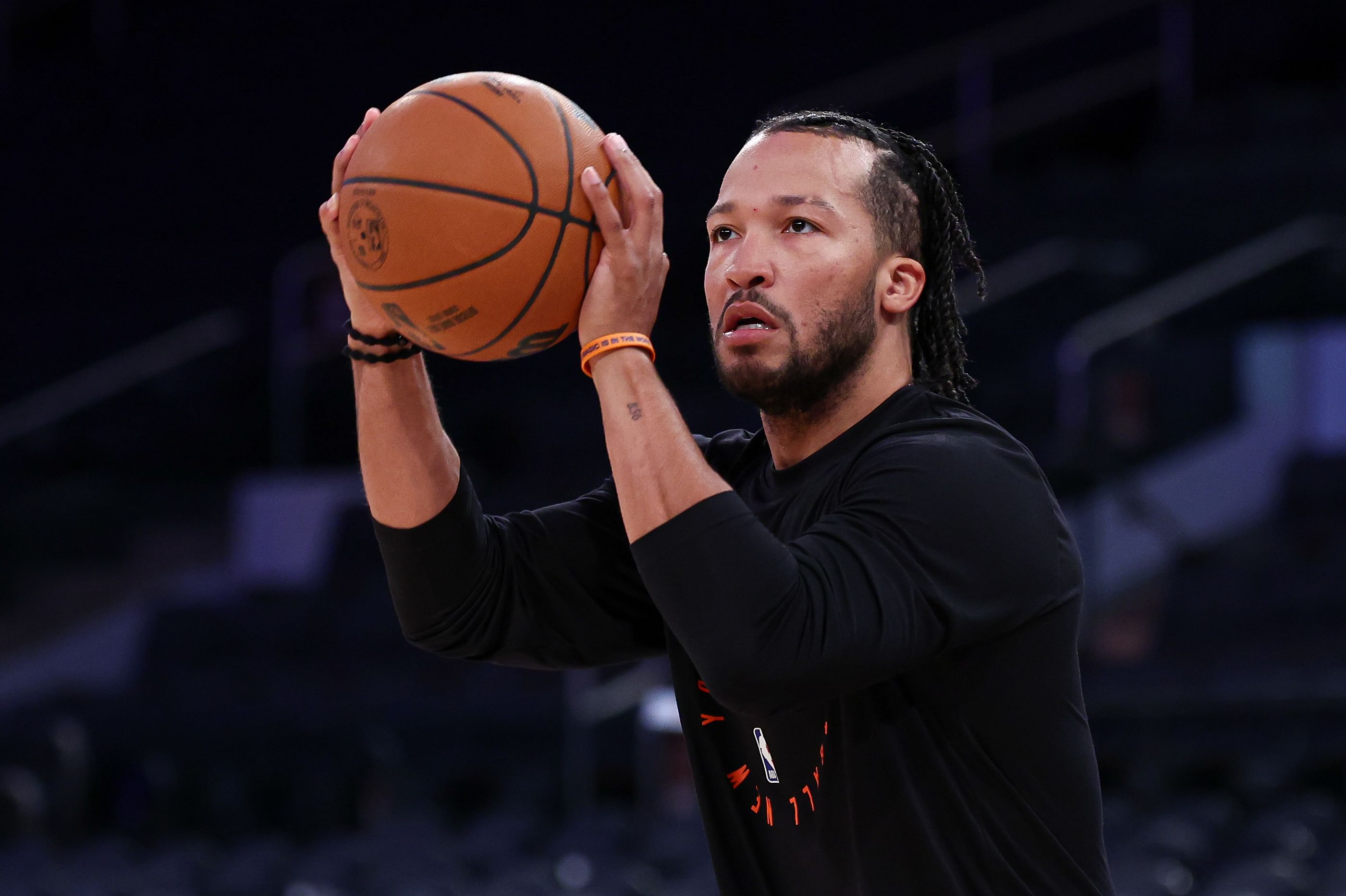 New York Knicks guard Jalen Brunson warms up before the game against the Washington Wizards at Madison Square Garden. Photo Credit: Imagn