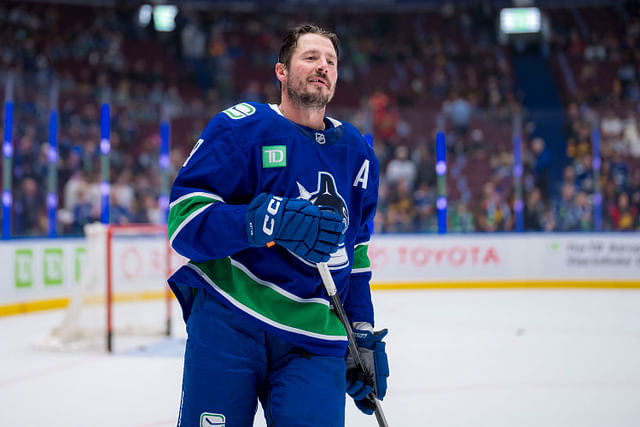 NHL: Calgary Flames at Vancouver Canucks - Source: Imagn