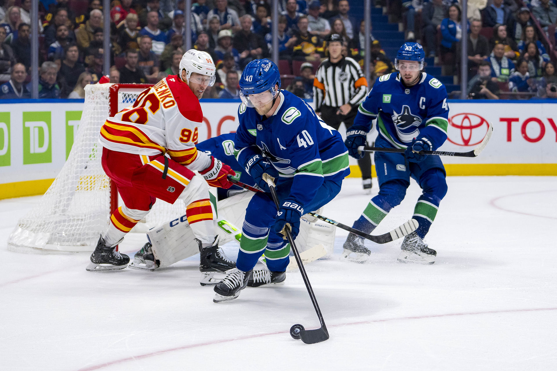 NHL: Calgary Flames at Vancouver Canucks - Source: Imagn