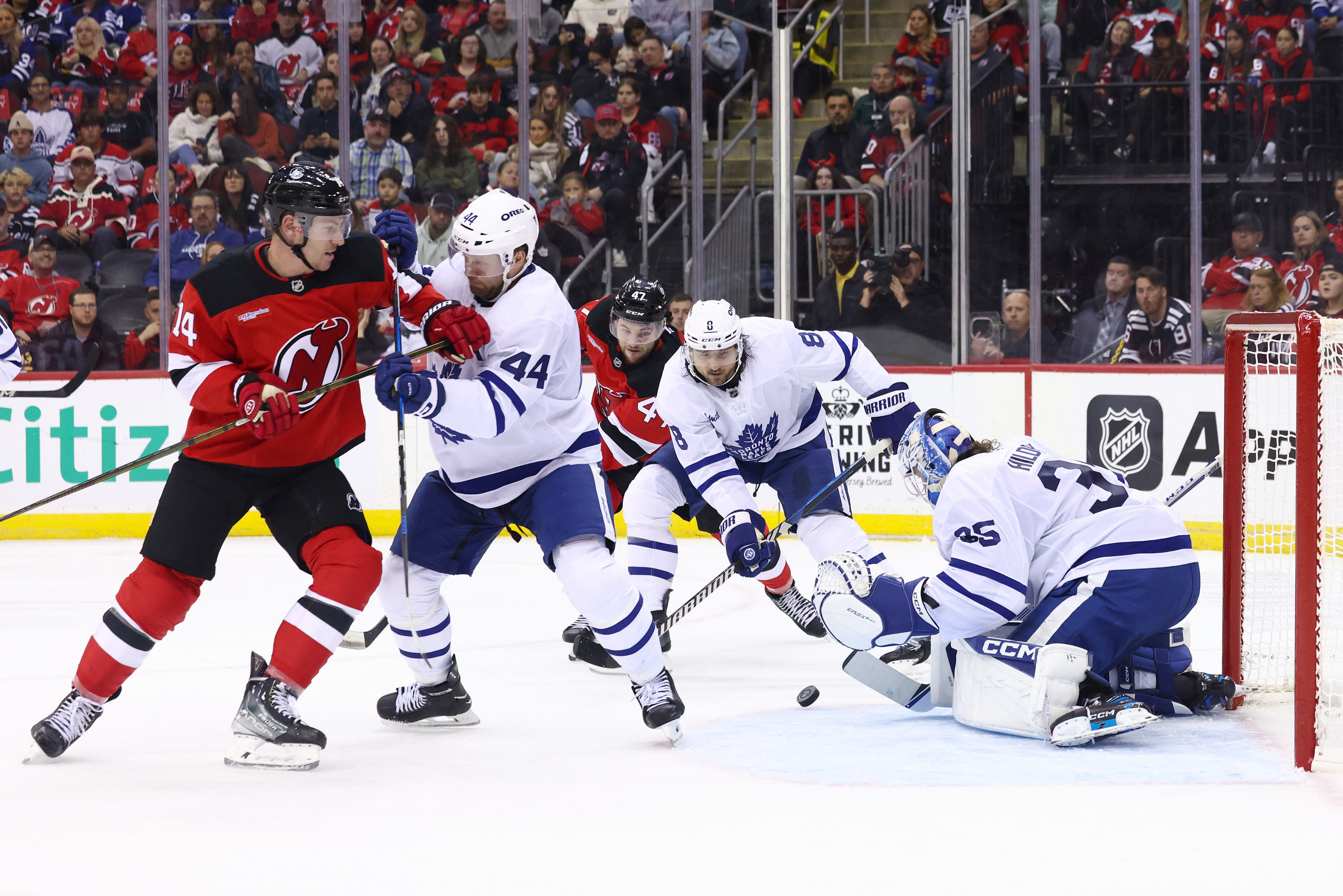 NHL: Toronto Maple Leafs at New Jersey Devils - Source: Imagn