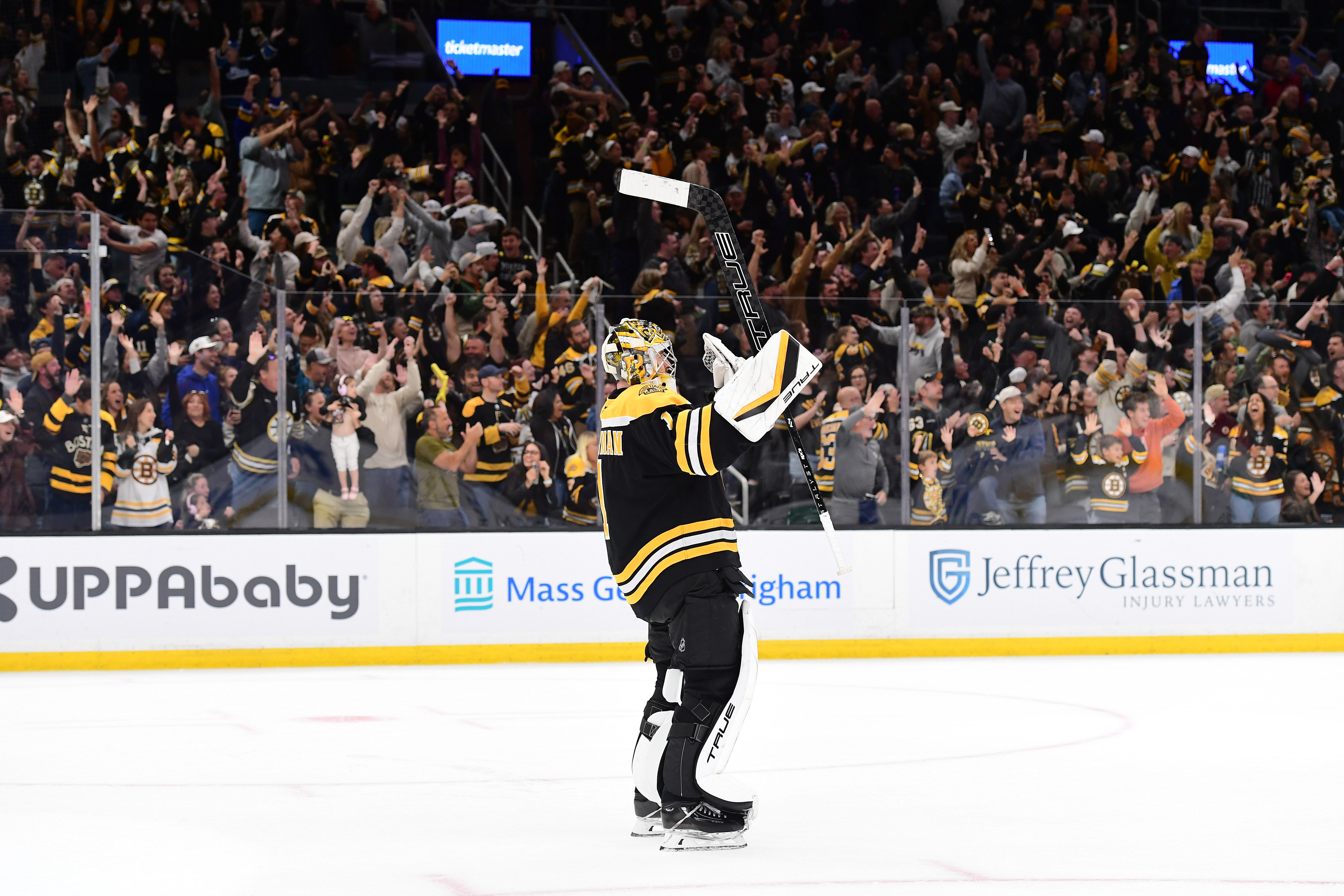 NHL: Los Angeles Kings at Boston Bruins - Source: Imagn