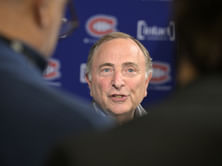Utah HC owner put NHL commish Gary Bettman in a precarious situation during franchise's first home game