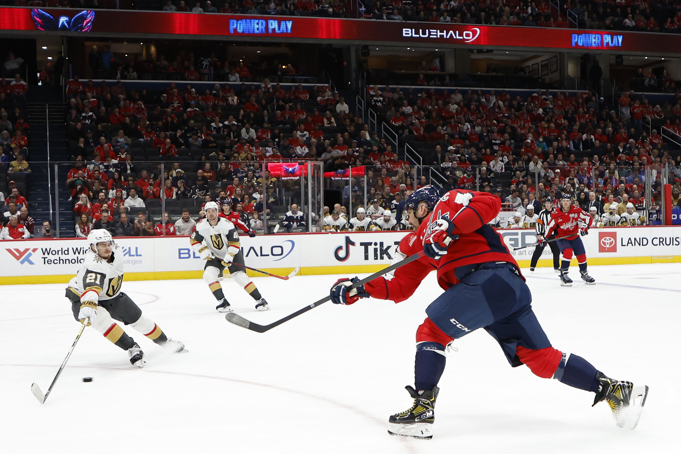 NHL: Vegas Golden Knights at Washington Capitals - Source: Imagn