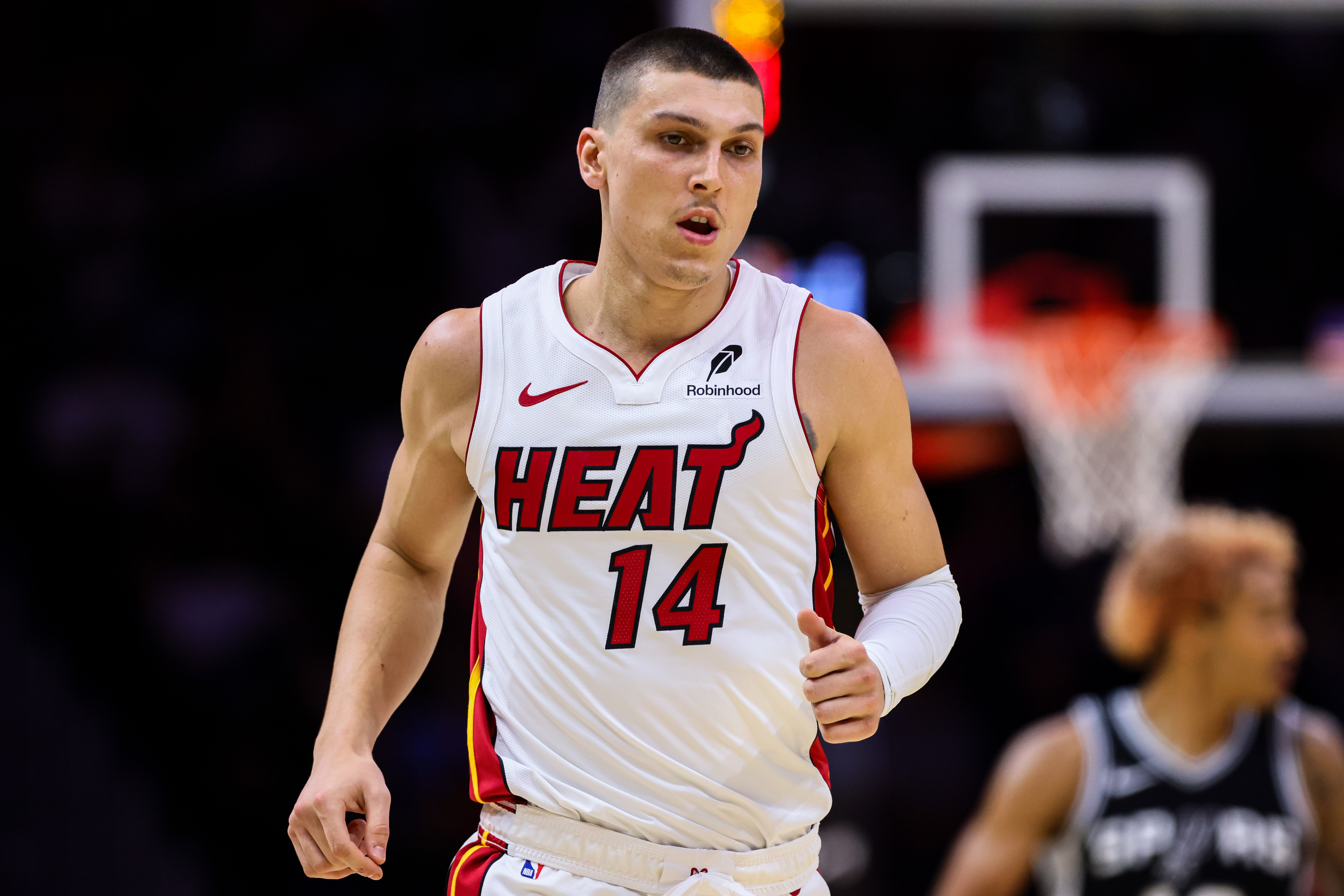 NBA: Preseason-San Antonio Spurs at Miami Heat - Source: Imagn