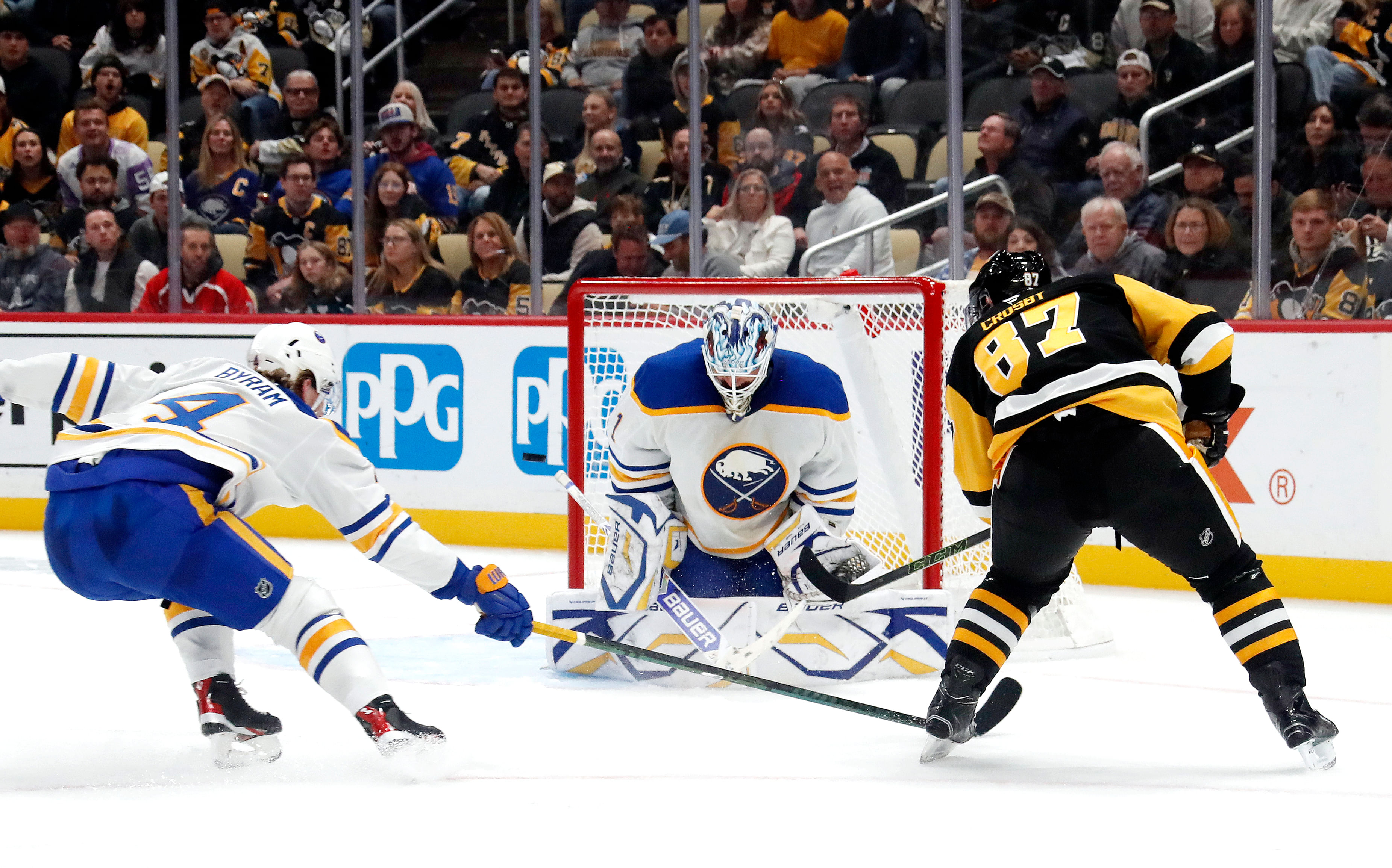 NHL: Buffalo Sabres at Pittsburgh Penguins - Source: Imagn