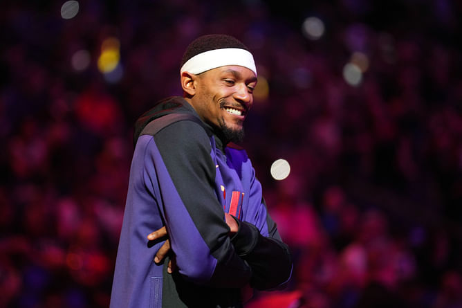 Aaleeyah Petty and Kendra Randle show love to Bradley Beal's wife Kamiah Adams' pics from Suns home opener