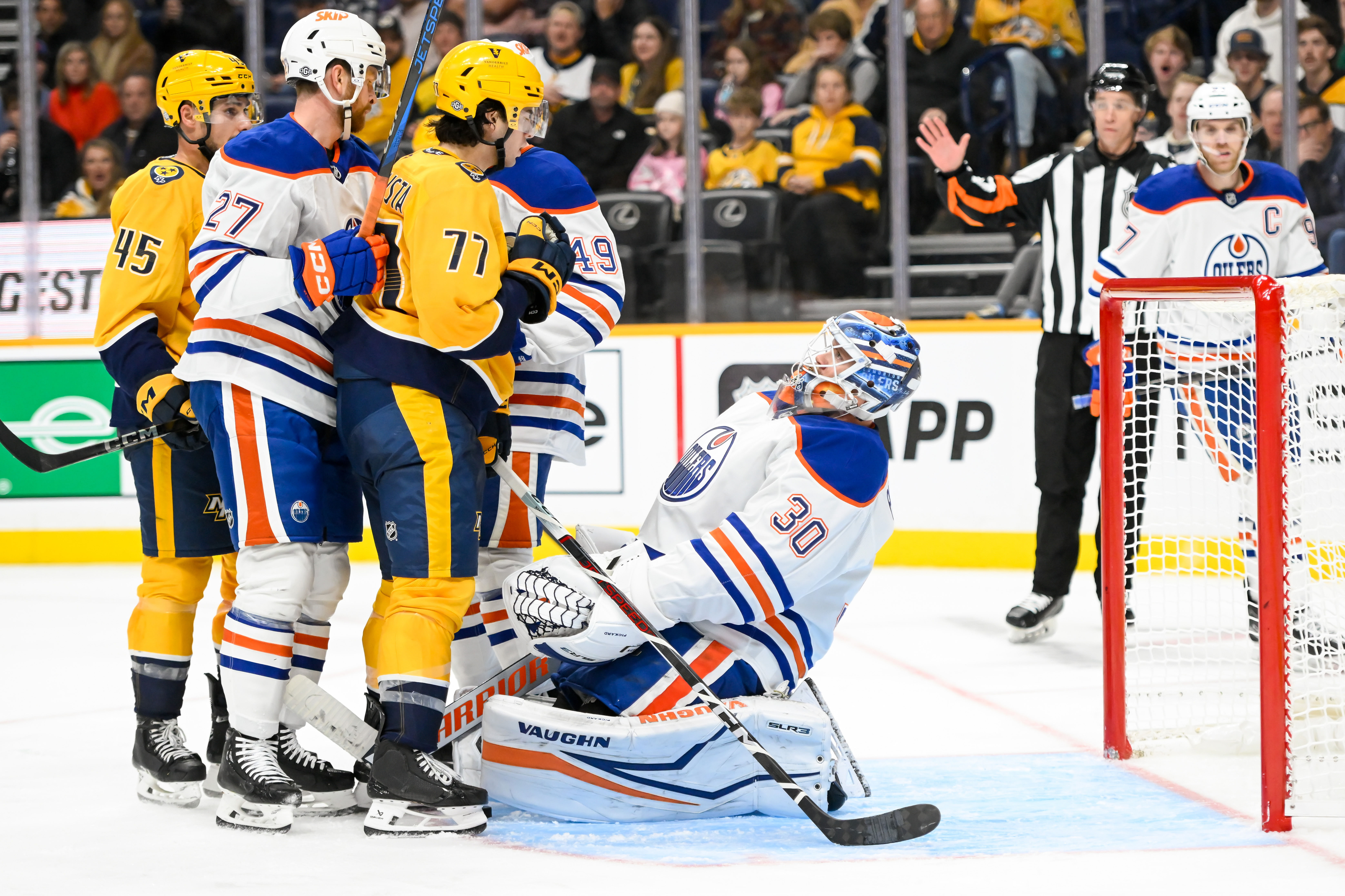 NHL: Edmonton Oilers at Nashville Predators - Source: Imagn