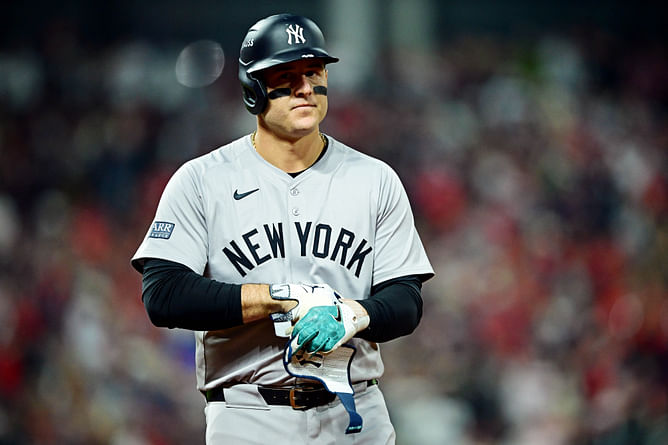 "Anthony Rizzo has broken bones & is hitting 100mph fastballs" - MLB analyst blown away by Yankees first baseman's perseverance