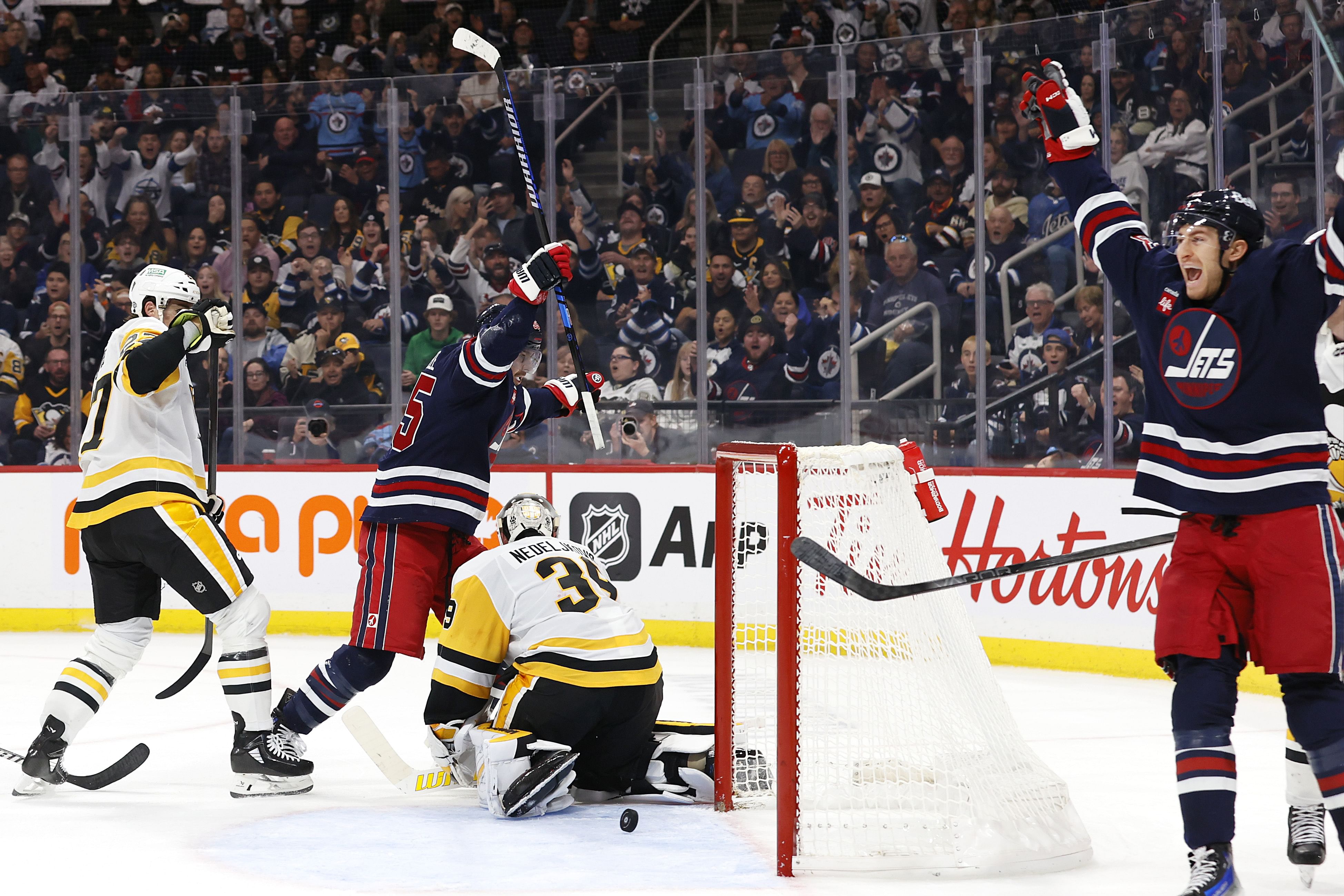 NHL: Pittsburgh Penguins at Winnipeg Jets - Source: Imagn