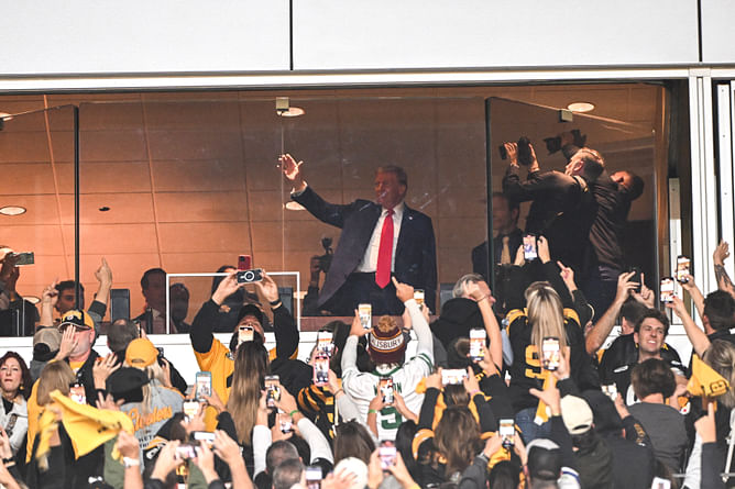 WATCH: Donald Trump hypes up fans at Steelers-Jets clash, "USA" chants erupts at Acrisure Stadium