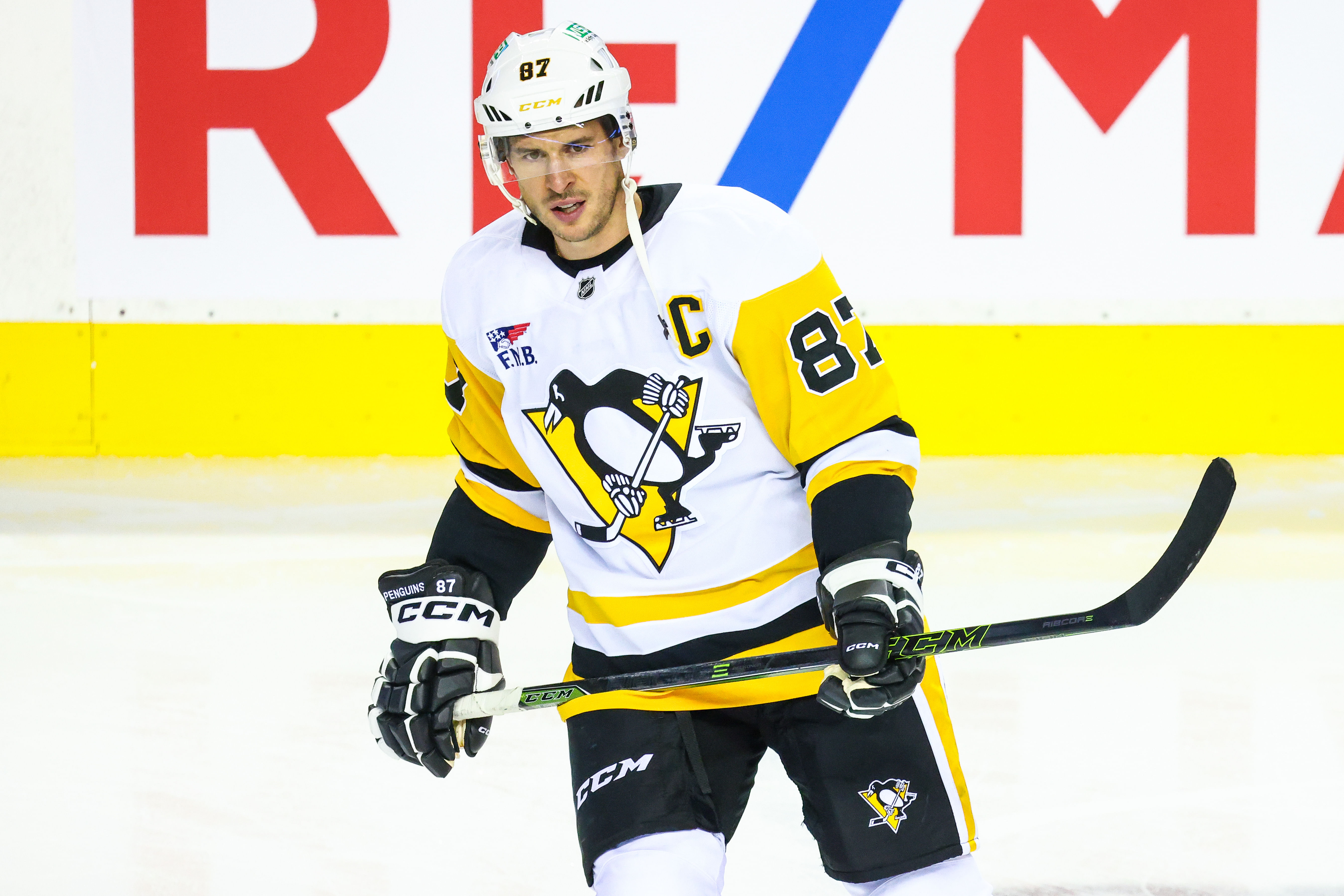 Connor McDavid said Sidney Crosby should lead the Four Nations Face-Off (Imagn)