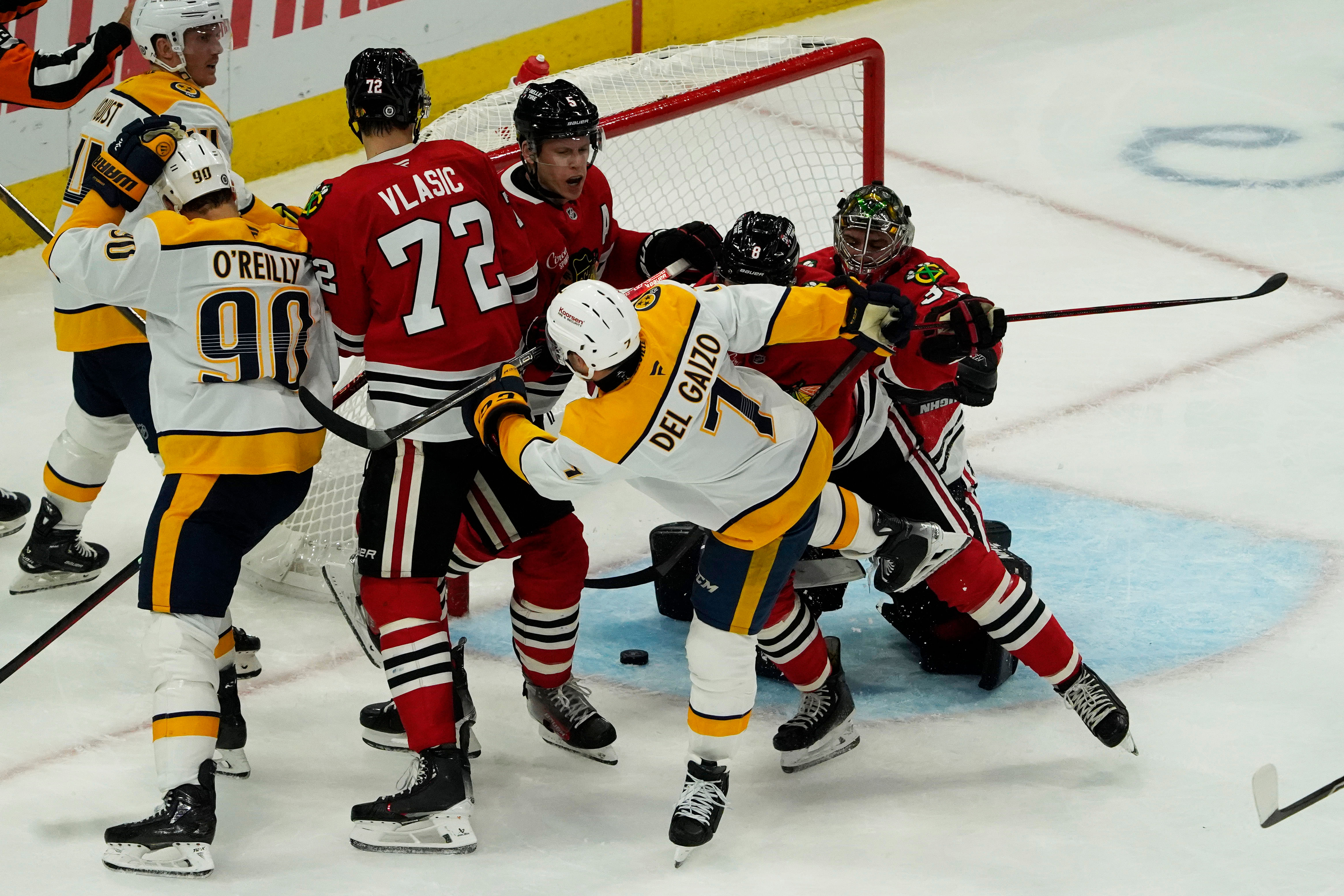 NHL: Nashville Predators at Chicago Blackhawks - Source: Imagn