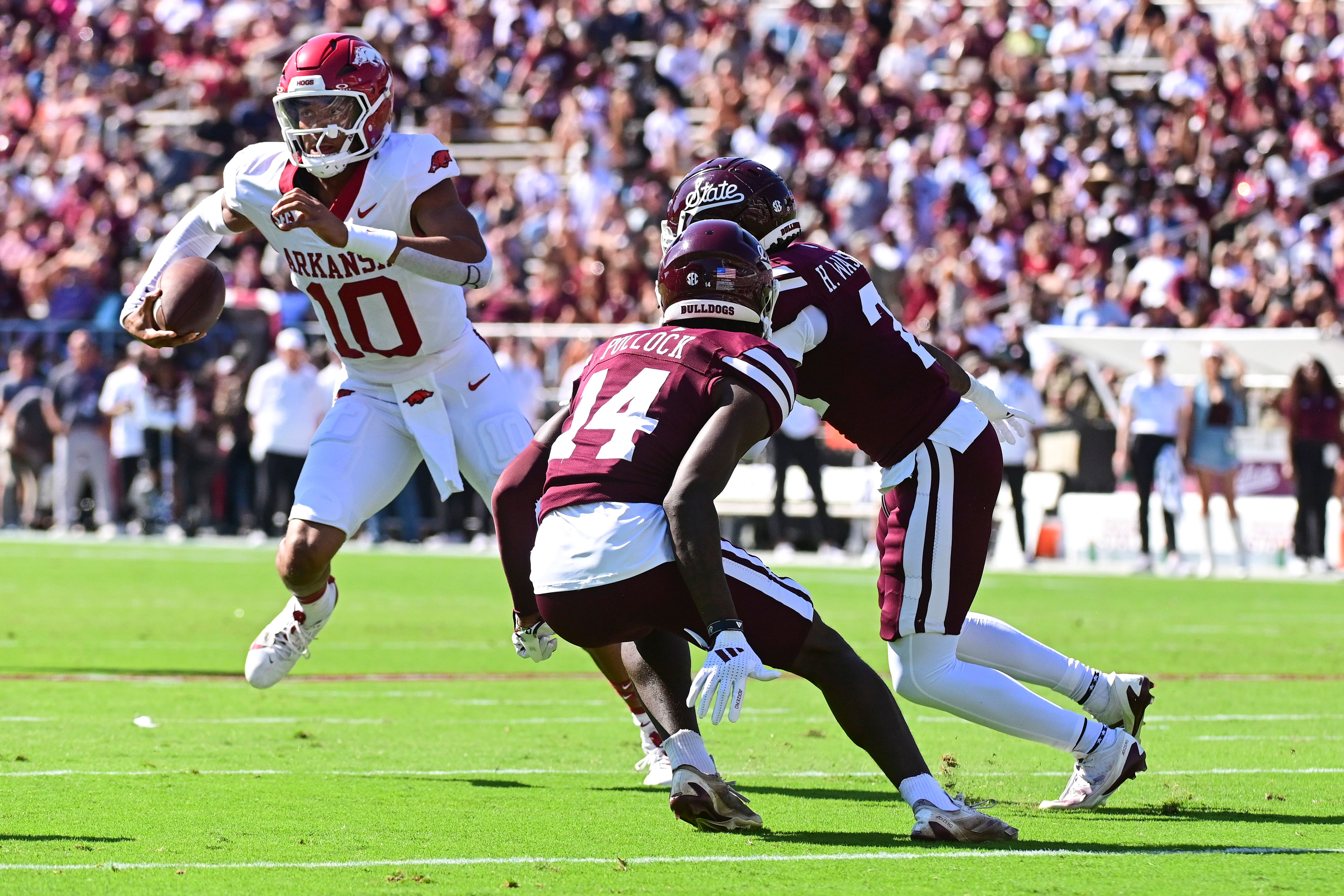 NCAA Football: Arkansas at Mississippi State - Source: Imagn