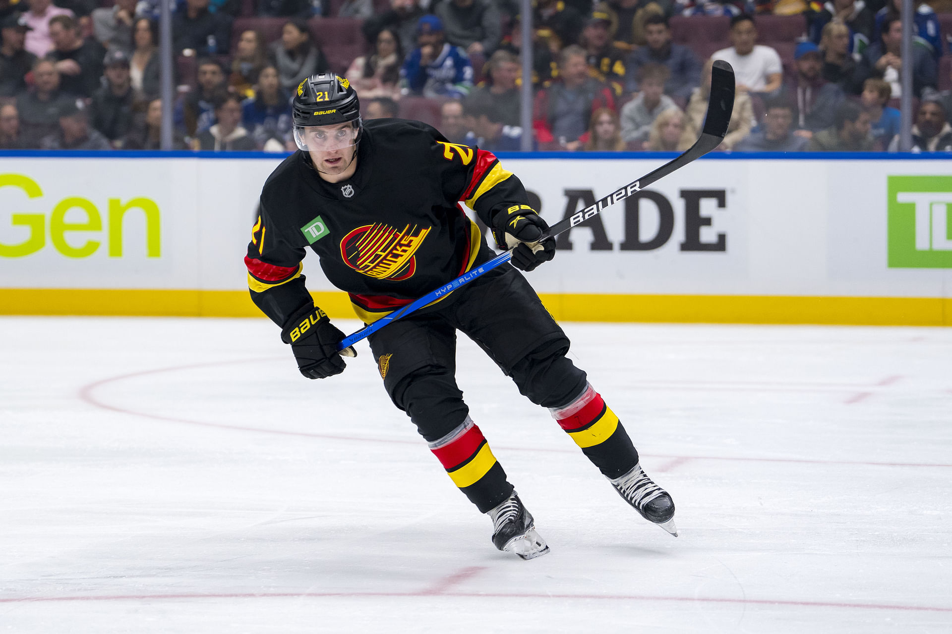 NHL: Pittsburgh Penguins at Vancouver Canucks - Source: Imagn