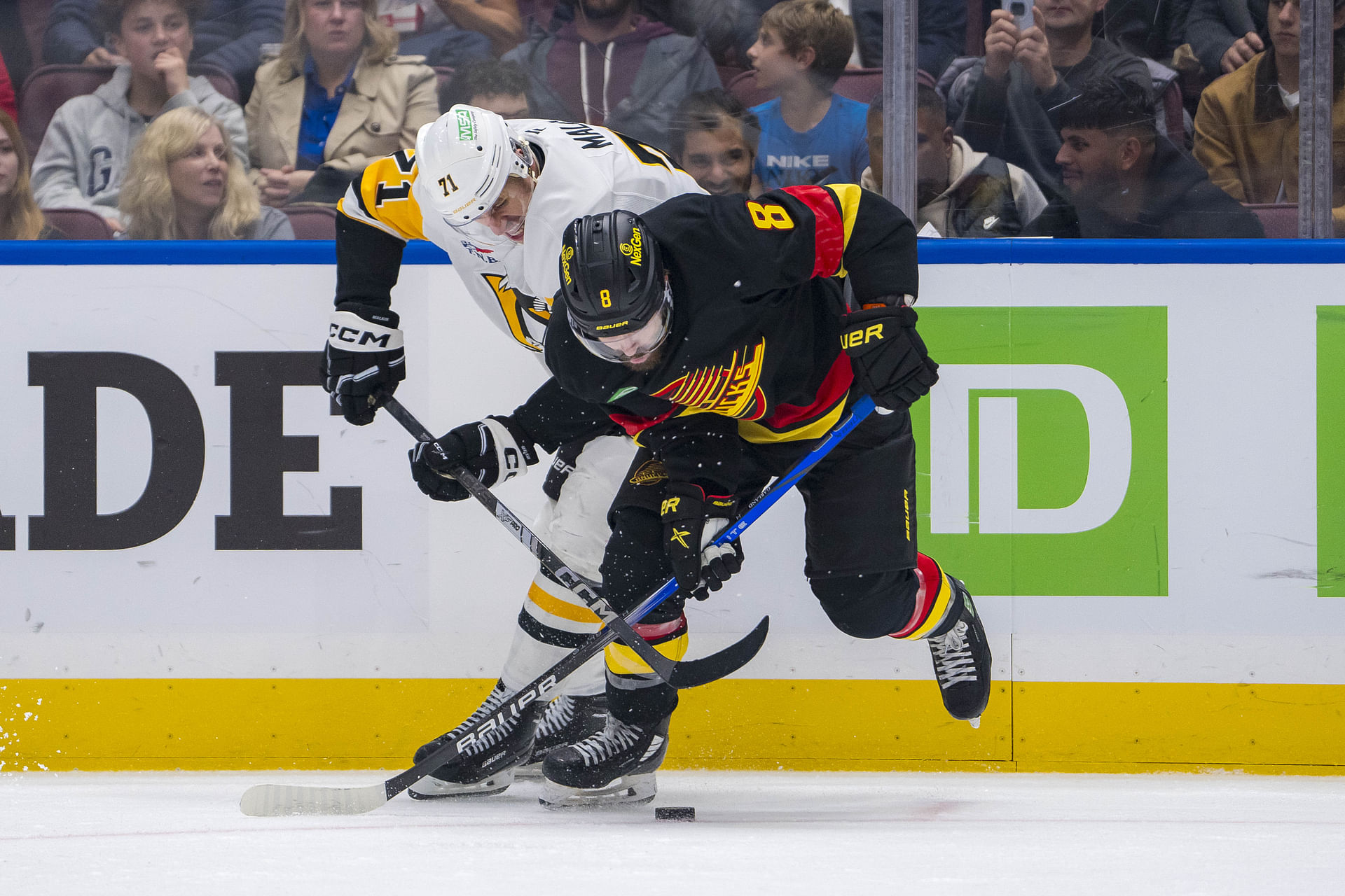 NHL: Pittsburgh Penguins at Vancouver Canucks - Source: Imagn