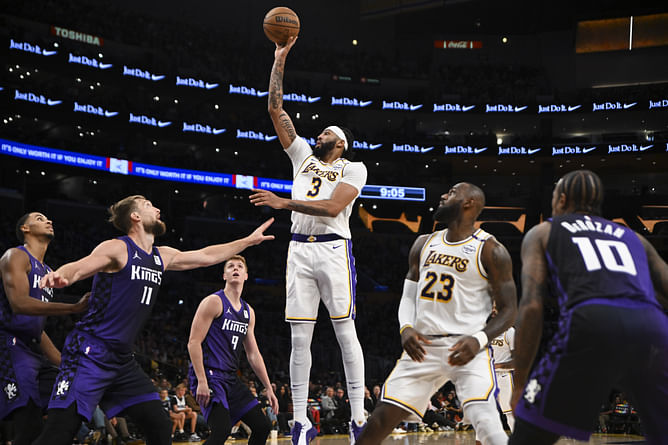 "What's this, Game 7?" - Kings announcers mock Lakers and Anthony Davis' jubilant celebrations after beating Sacramento