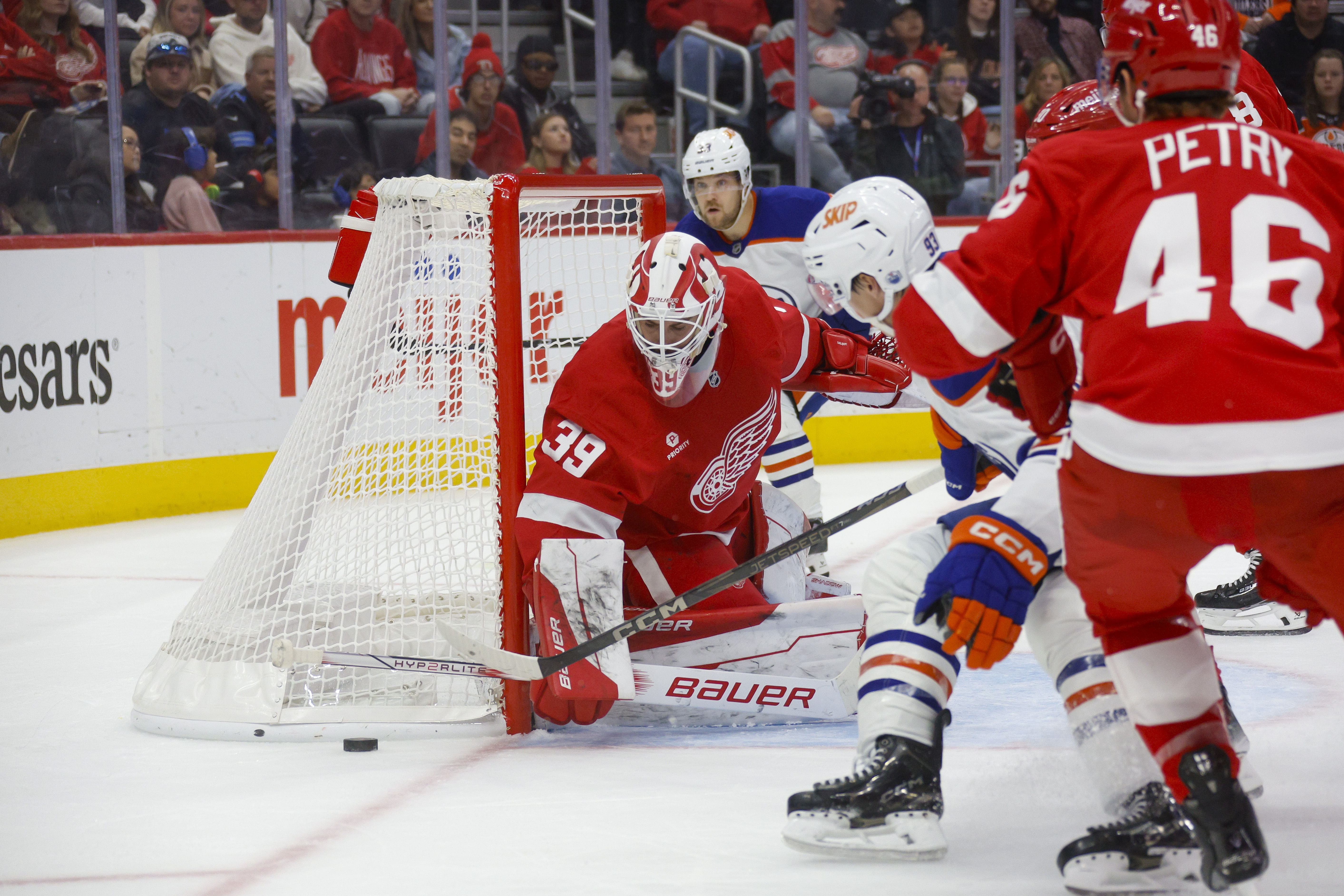 NHL: Edmonton Oilers at Detroit Red Wings - Source: Imagn