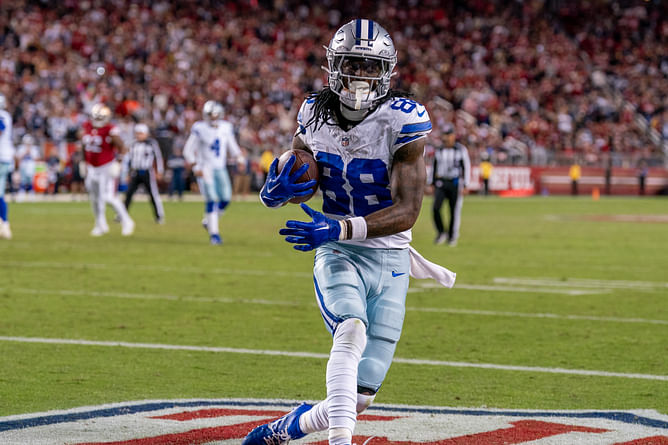Ex-NFL QB comes to CeeDee Lamb's defense as footage of Dak Prescott's INT goes viral
