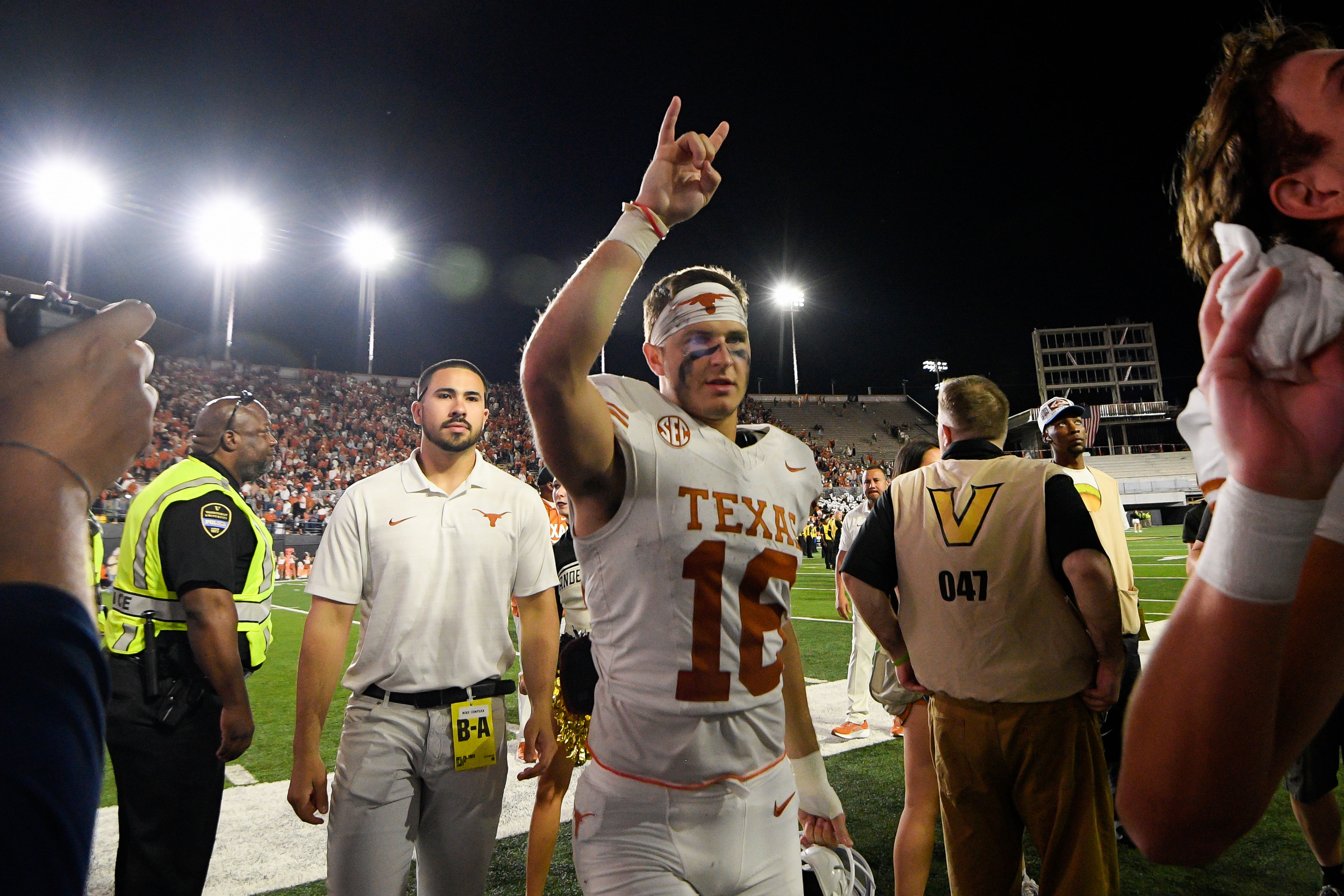 NCAA Football: Texas at Vanderbilt - Source: Imagn